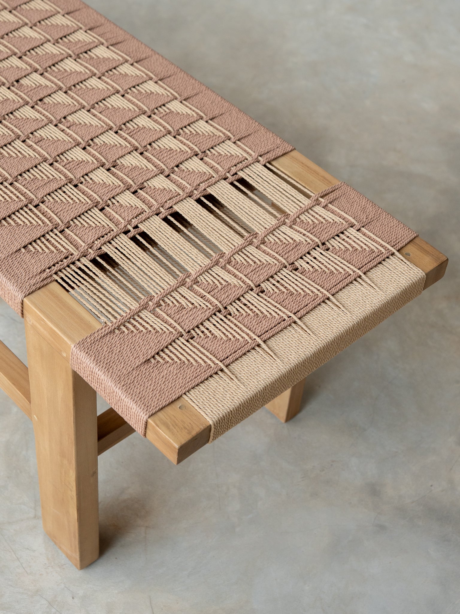 Dwell Bench | Coral