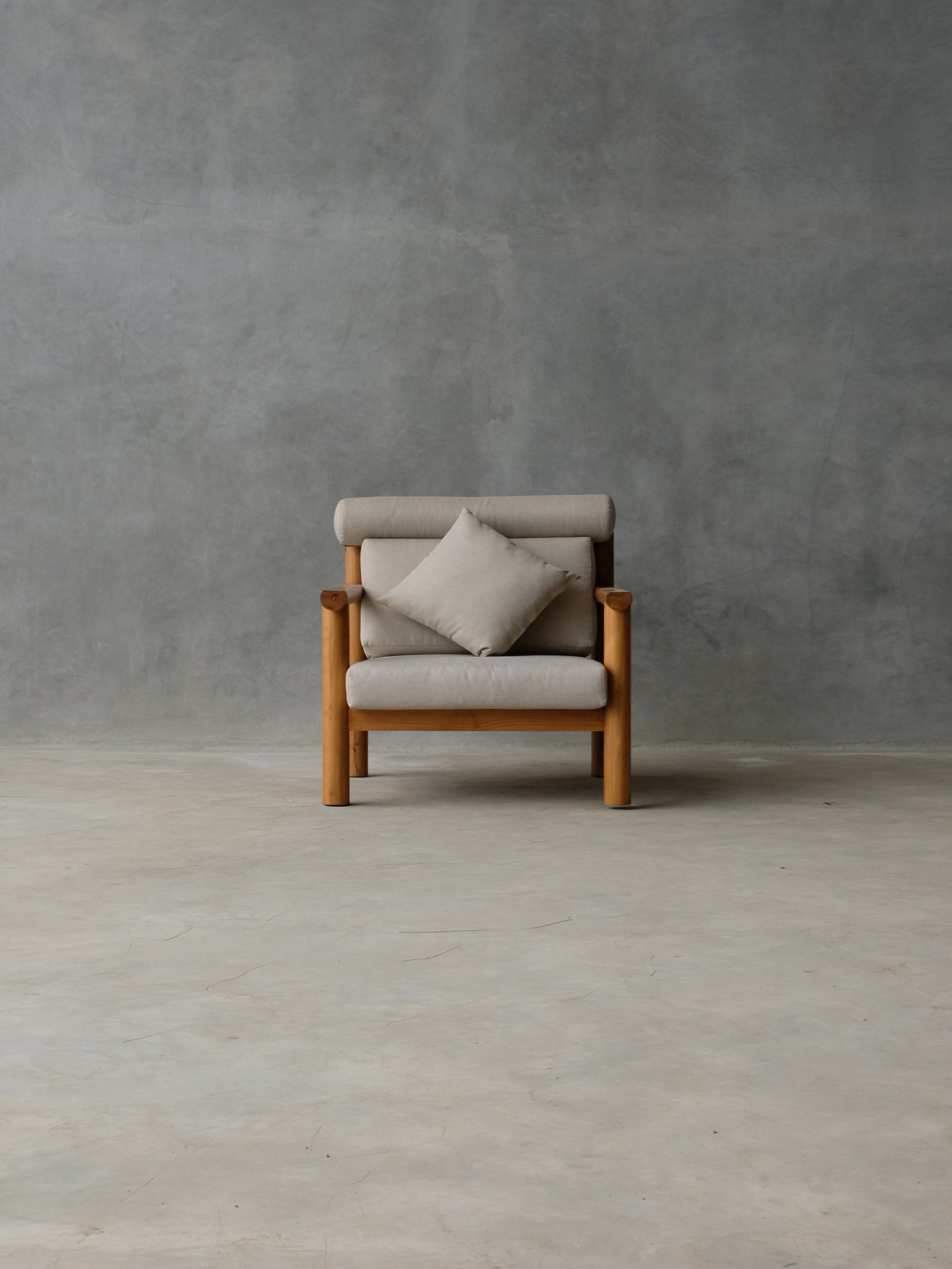 Ekai Accent Chair