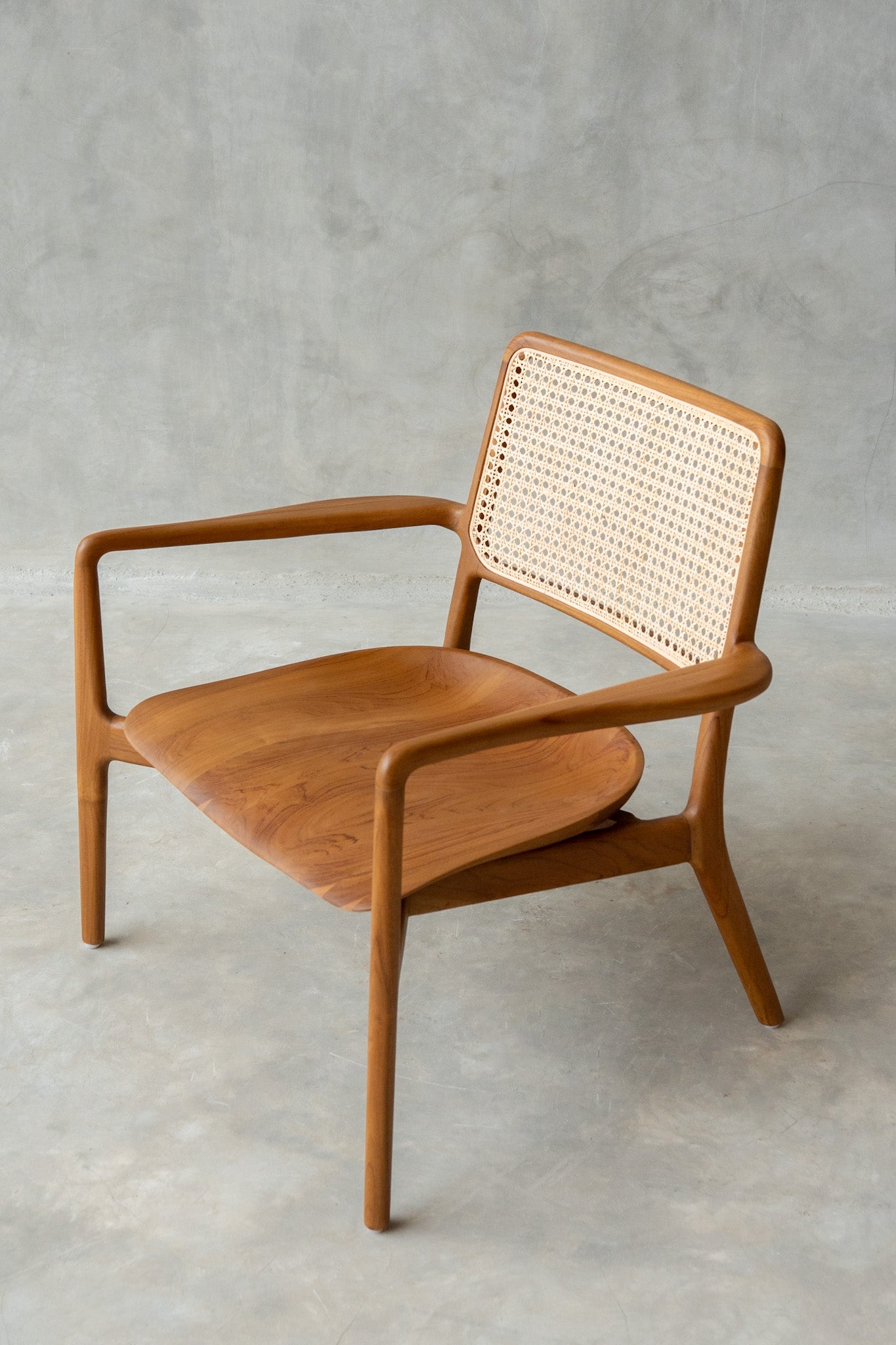 Moolam Lounge Chair