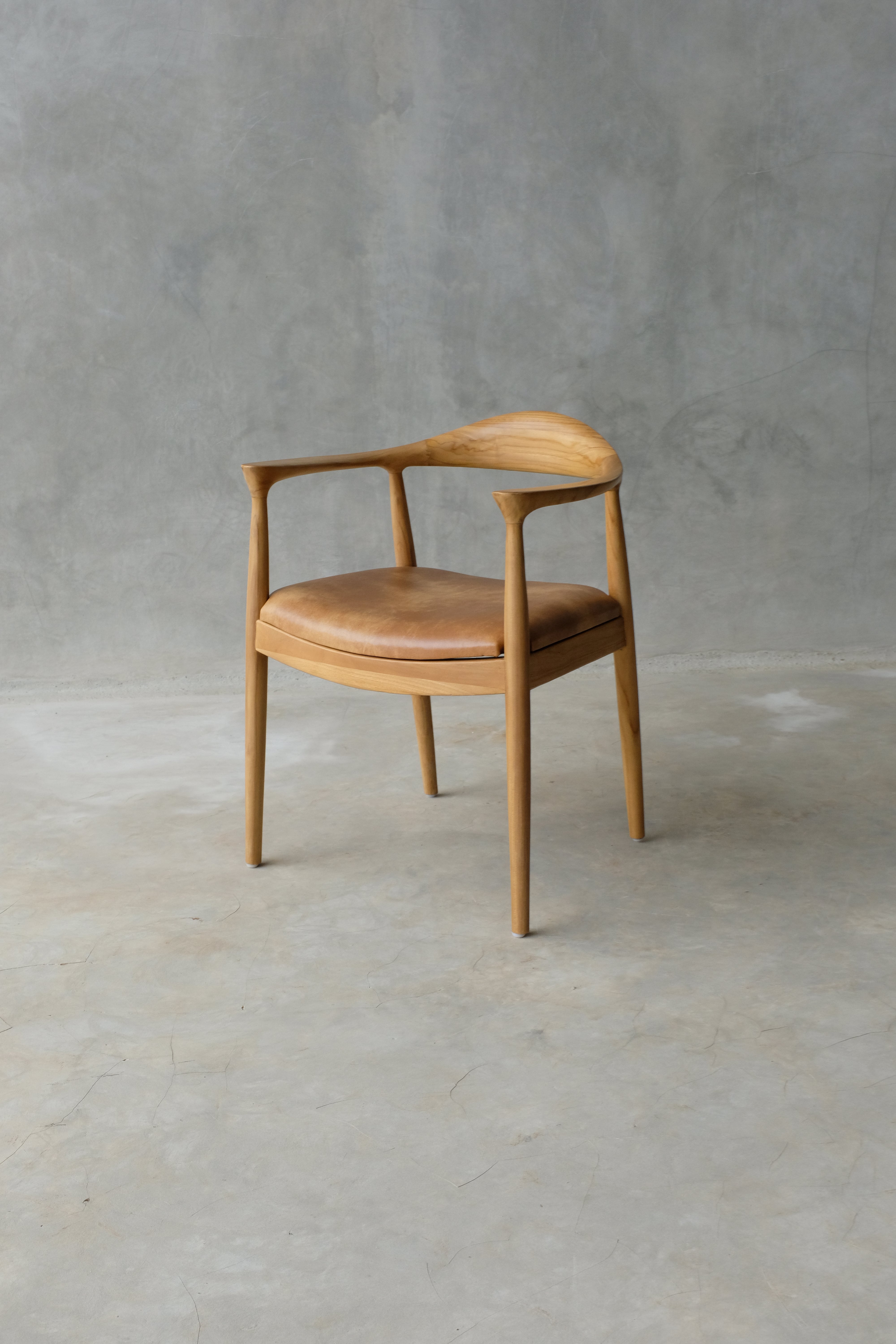 Neeram Dining Chair