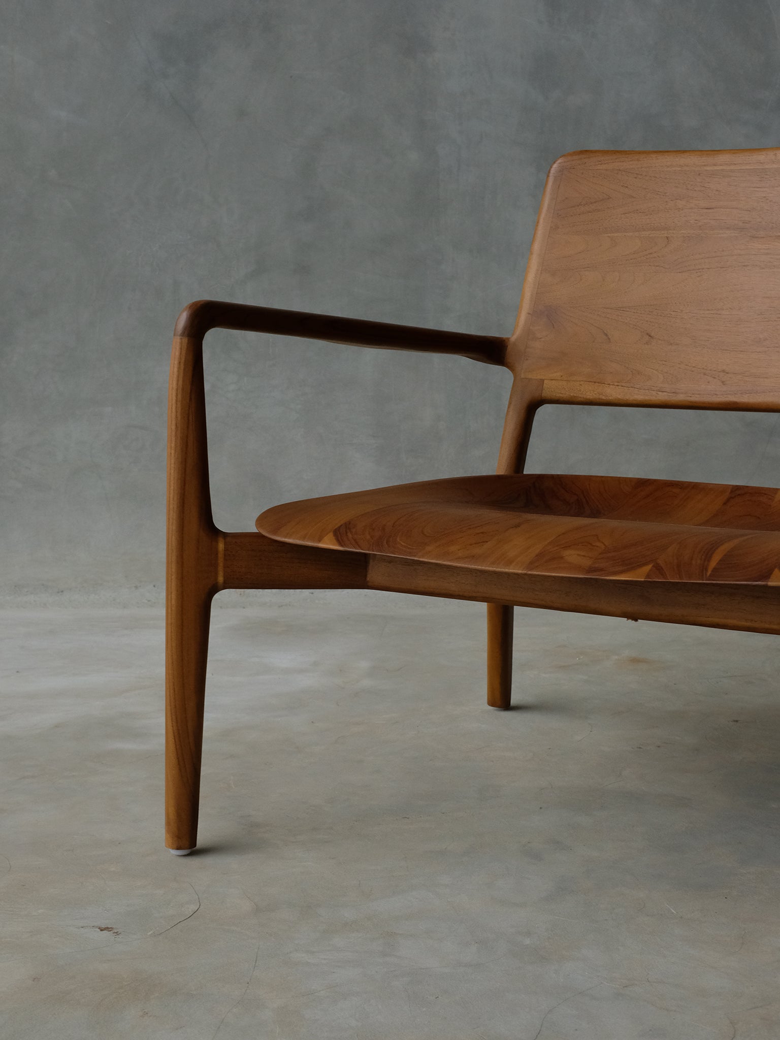 Megham Lounge Chair