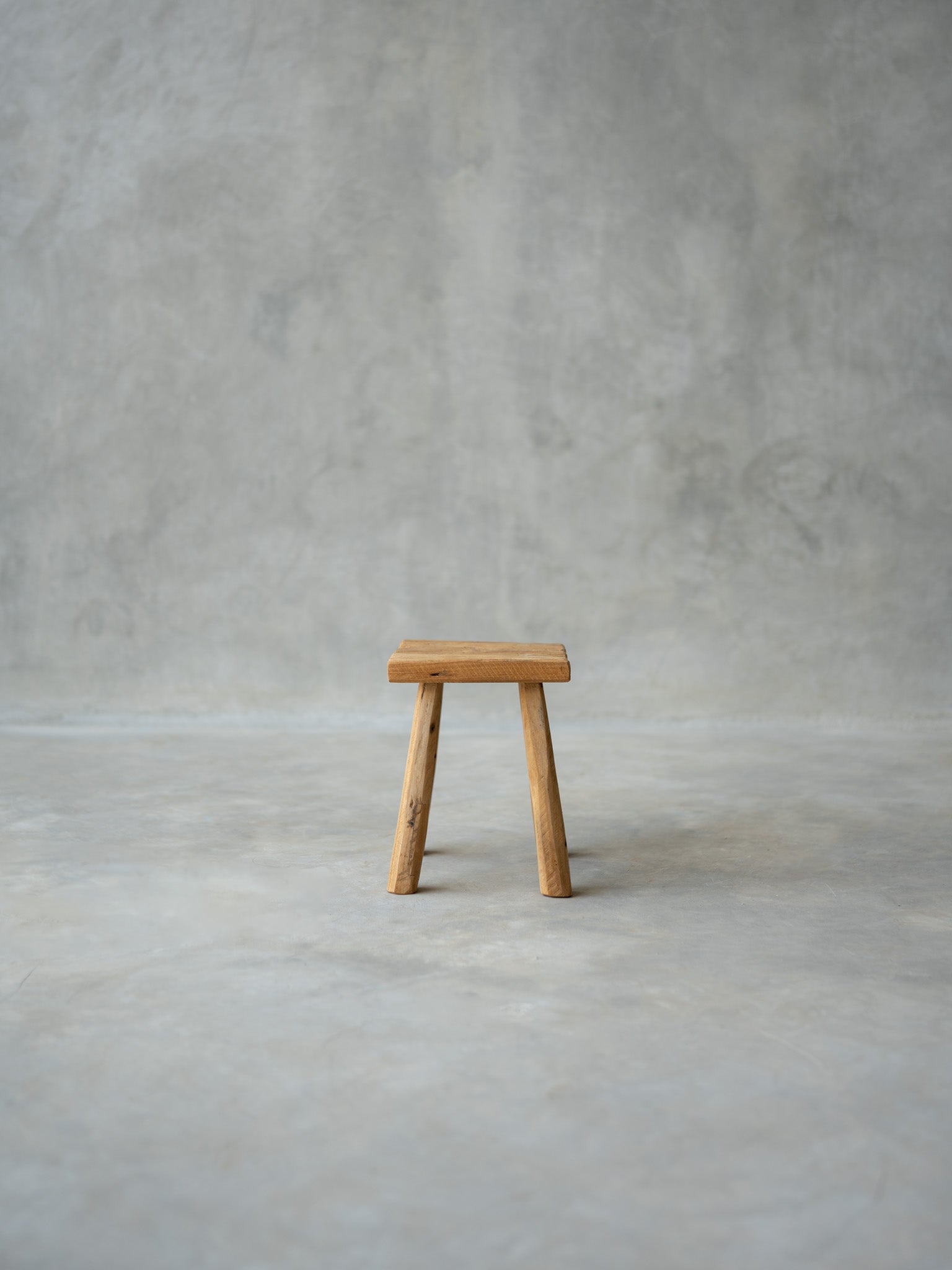Pueblo Stool