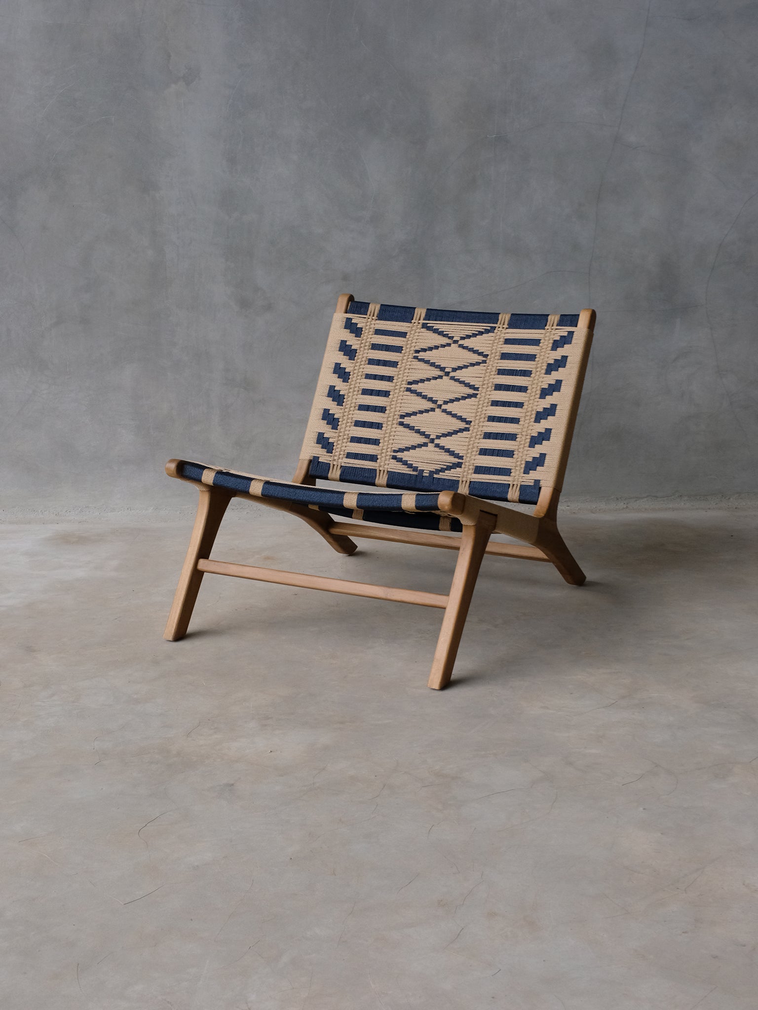 SOL Lounge Chair | Temple