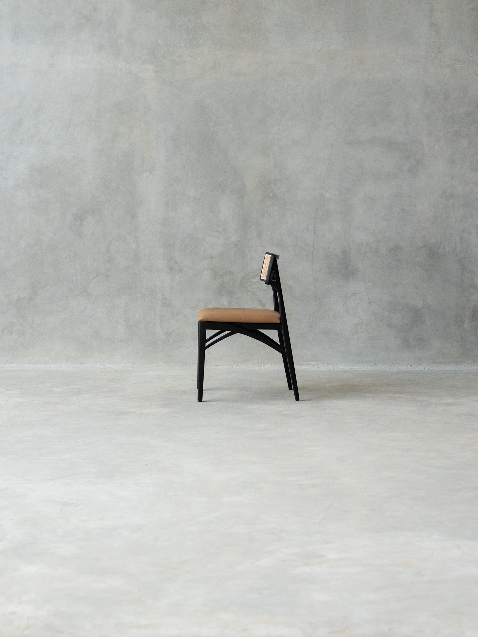 Tavi Dining Chair
