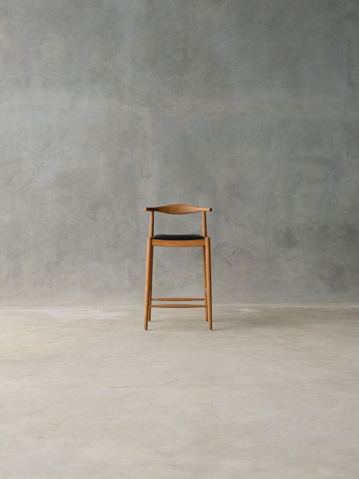Aduku Bar Chair