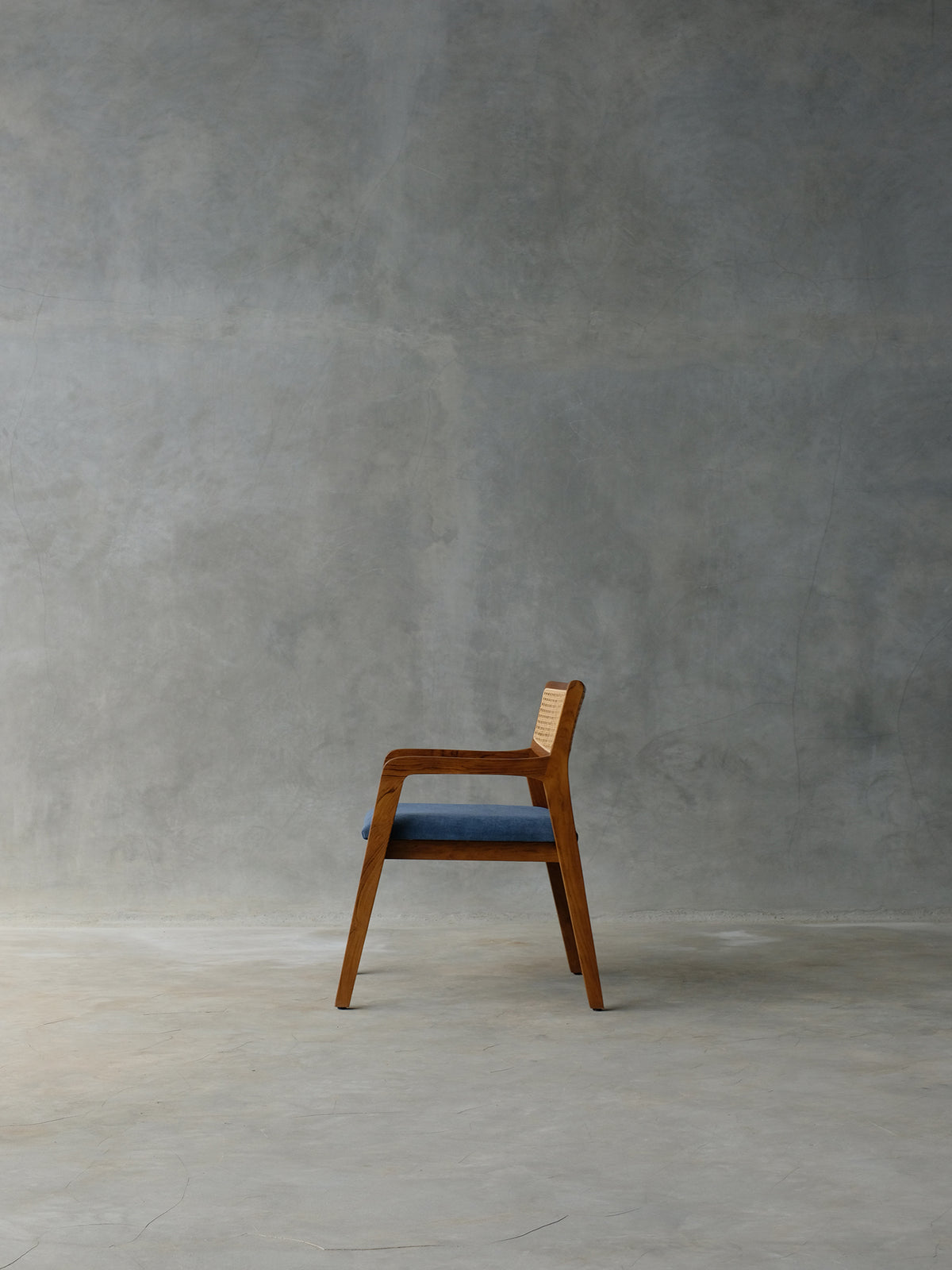 Aro Dining Chair