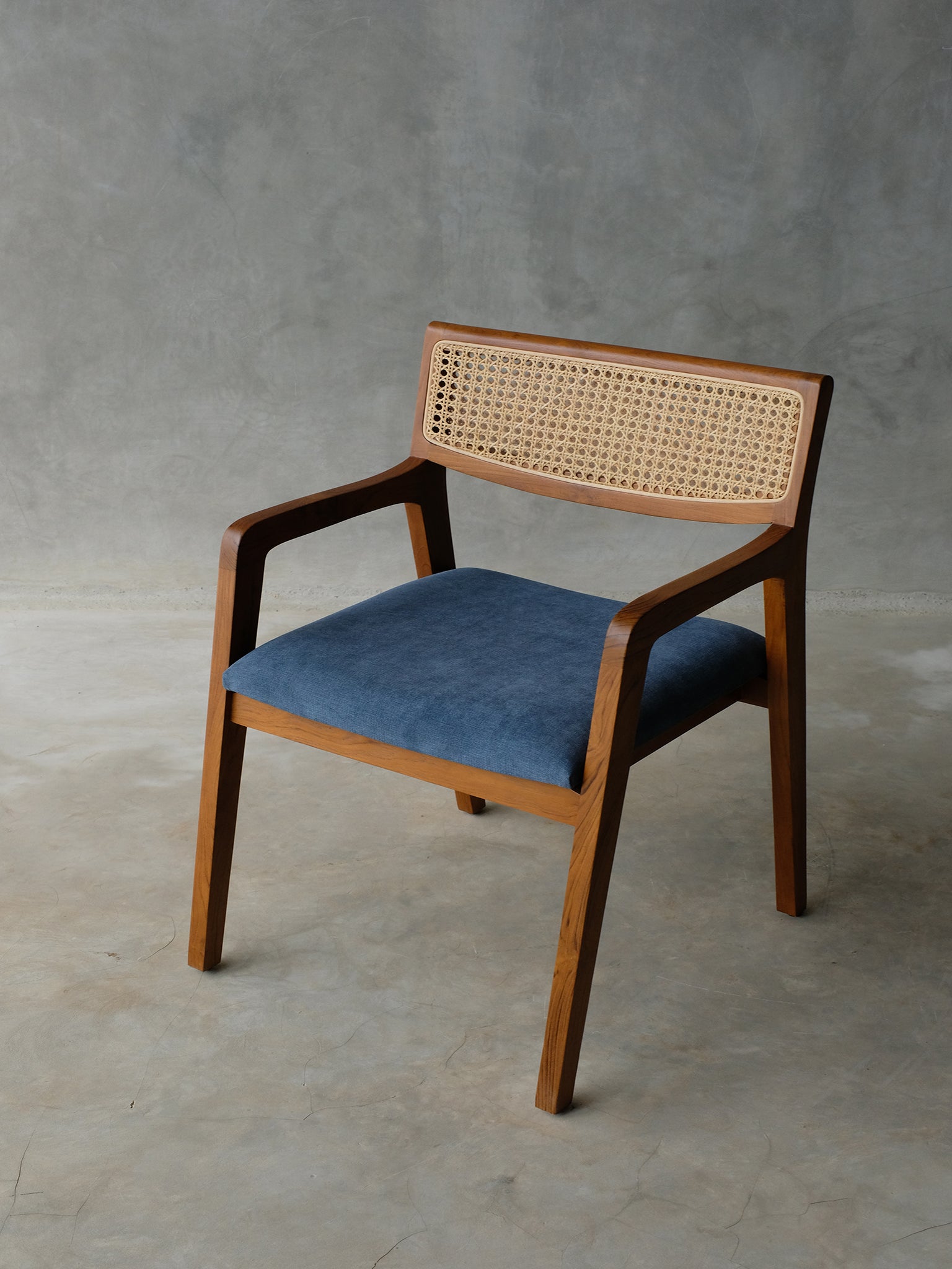 Aro Dining Chair