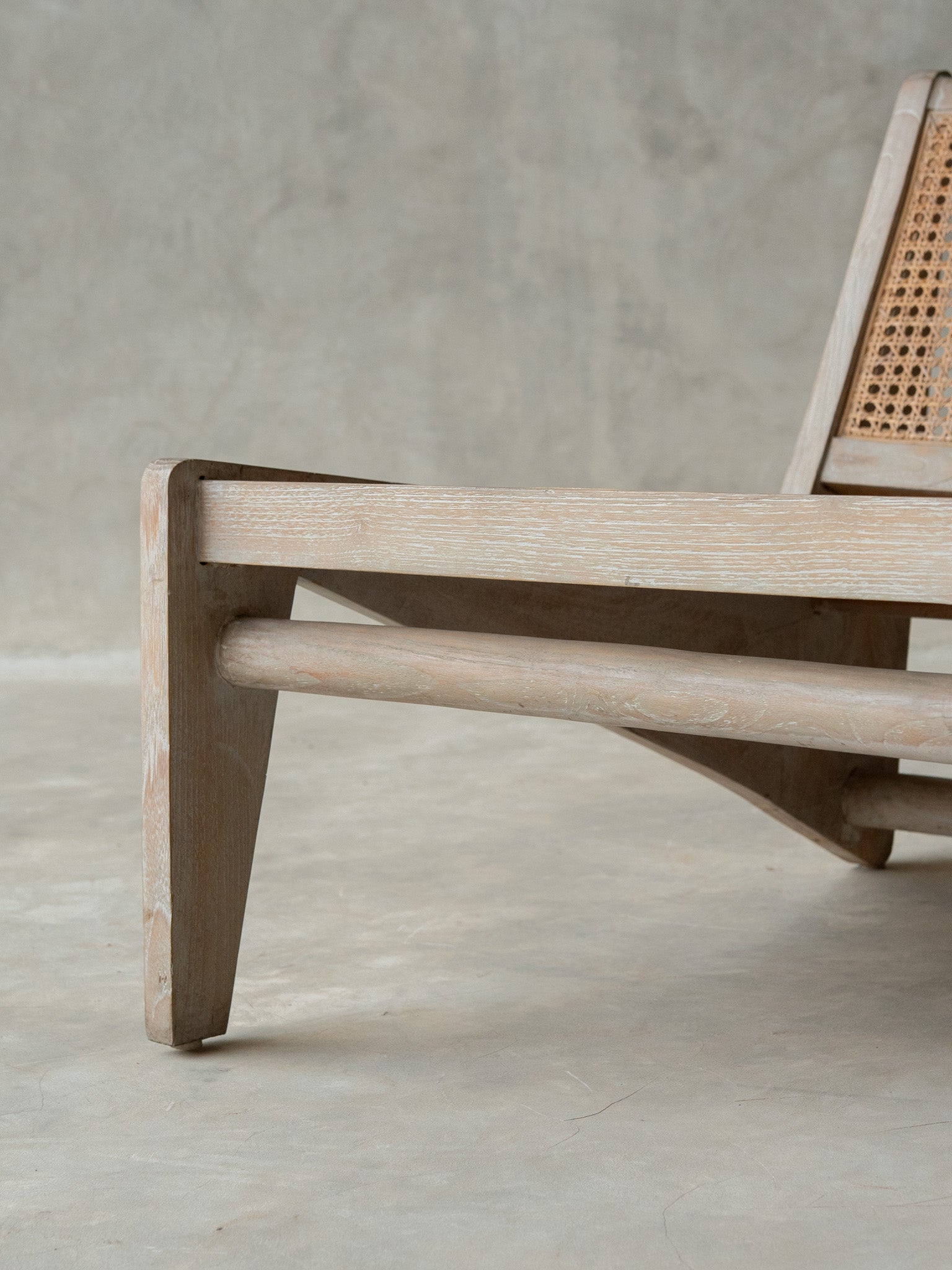 Ayan Lounge Chair