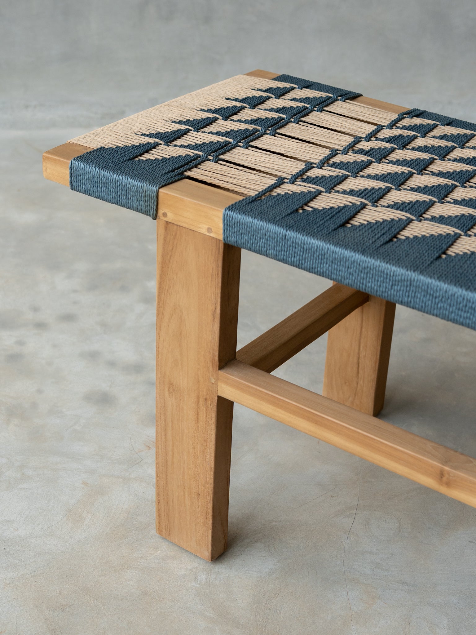 Dwell Bench | Blue