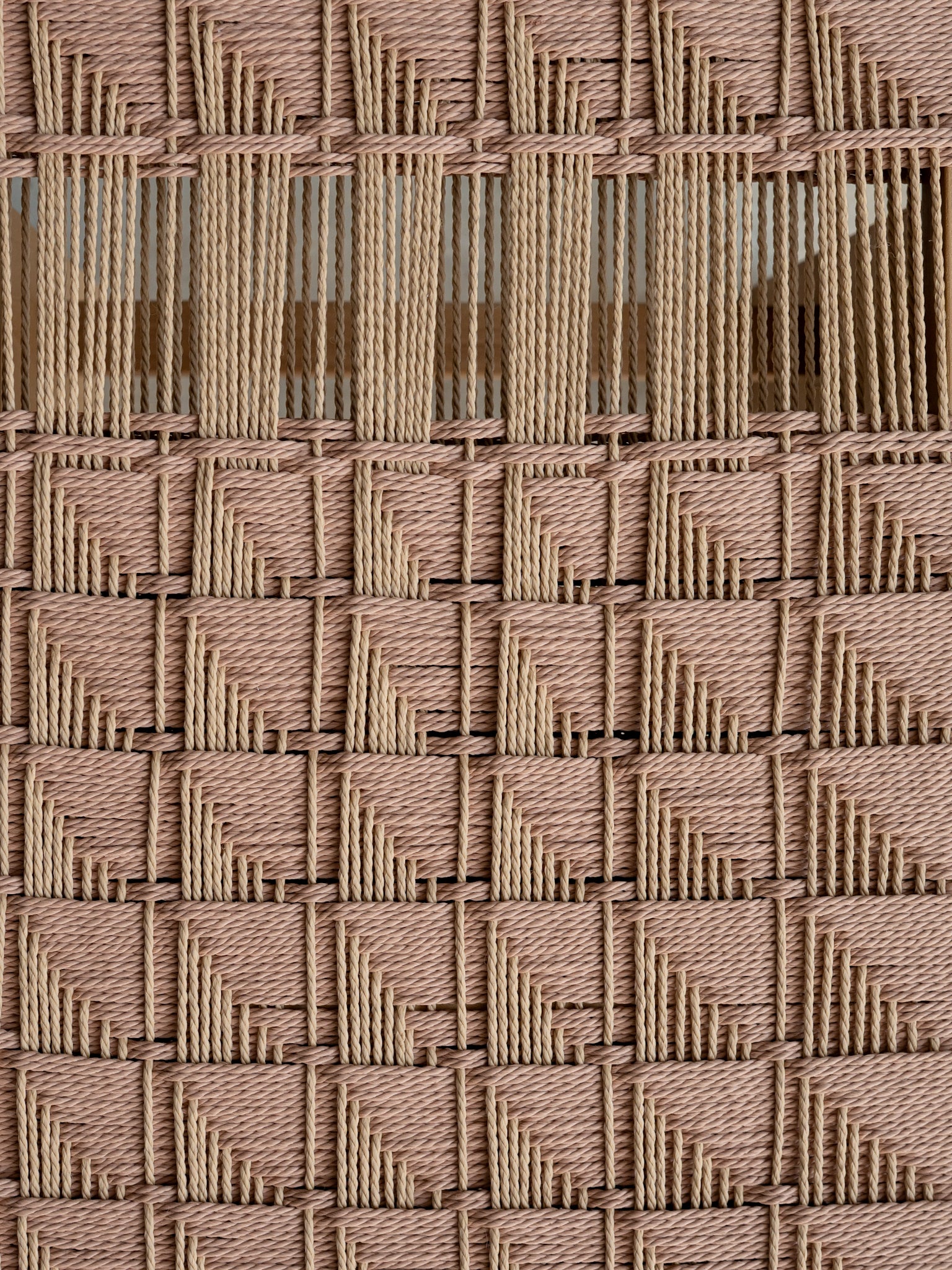 Dwell Bench | Coral