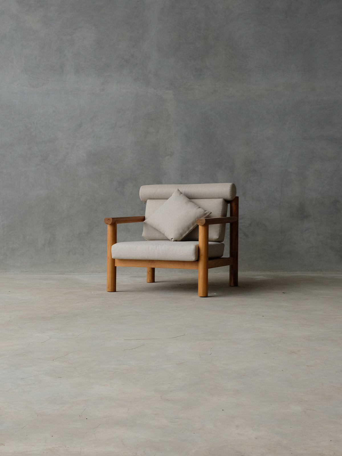 Ekai Accent Chair