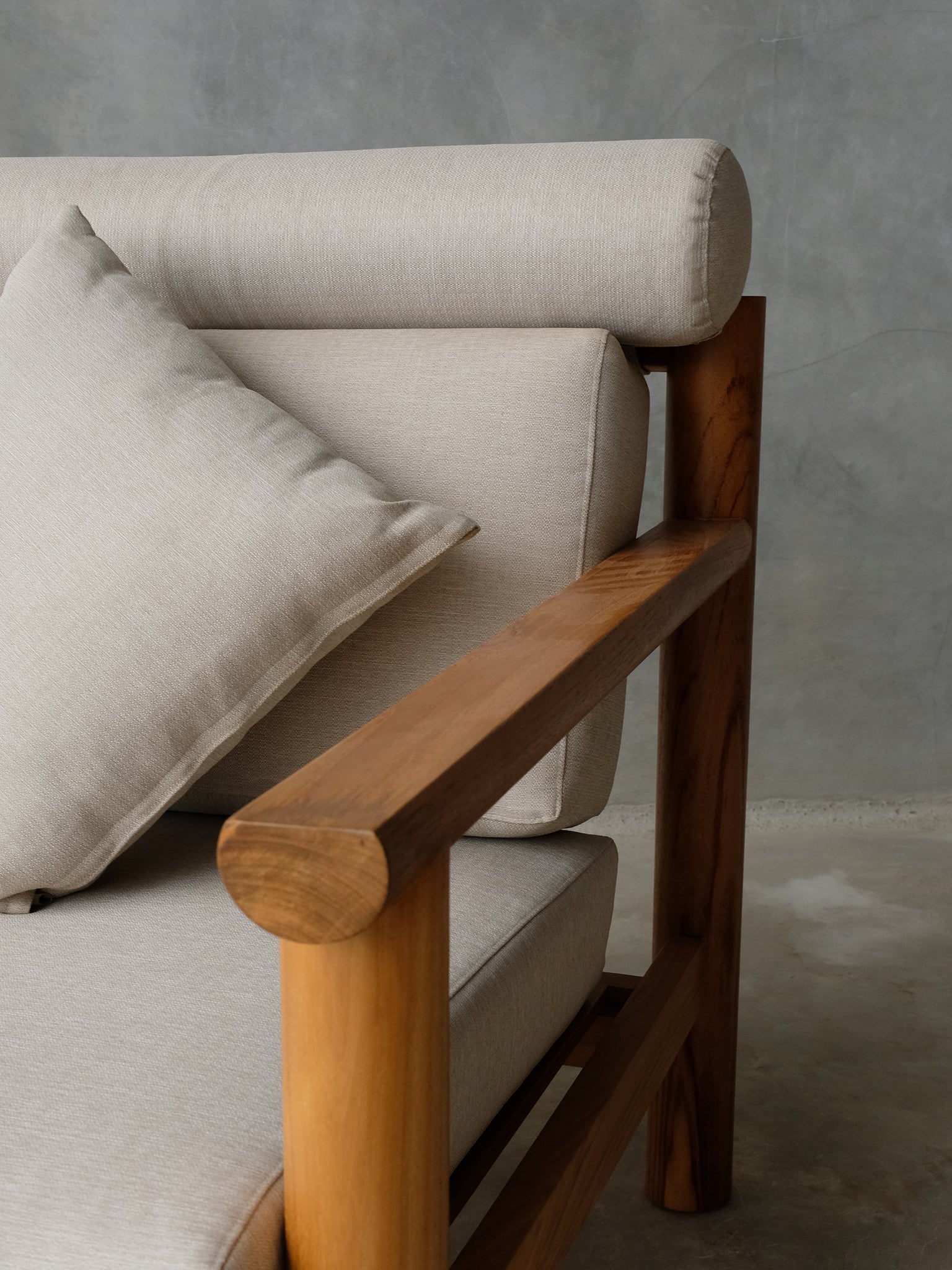 Ekai Accent Chair