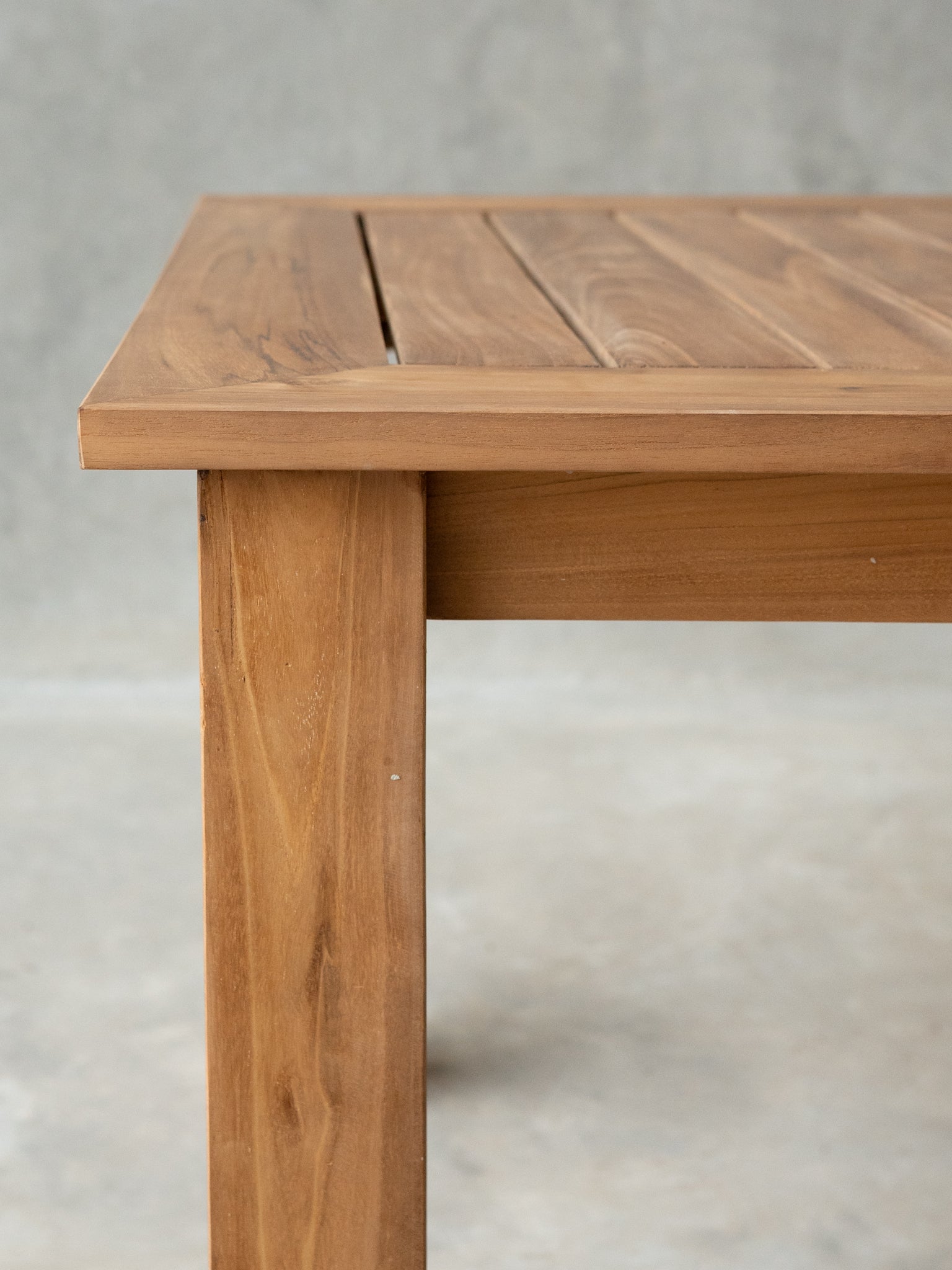 Akela Dining Table