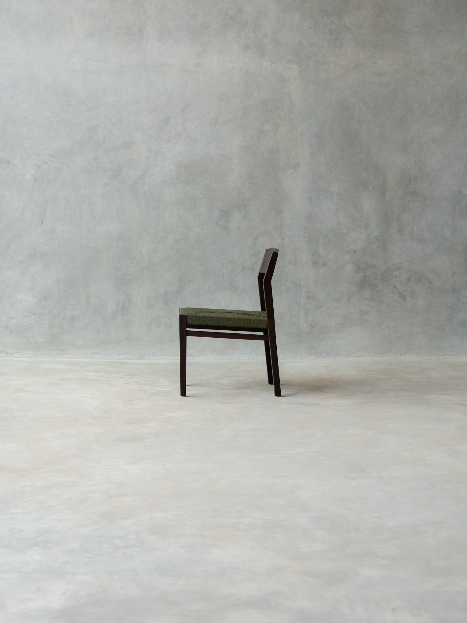 Hearth Dining Chair | Offset Grey