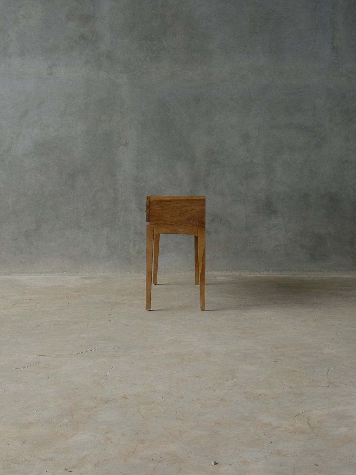 Inbetweener Console Table | Weftline