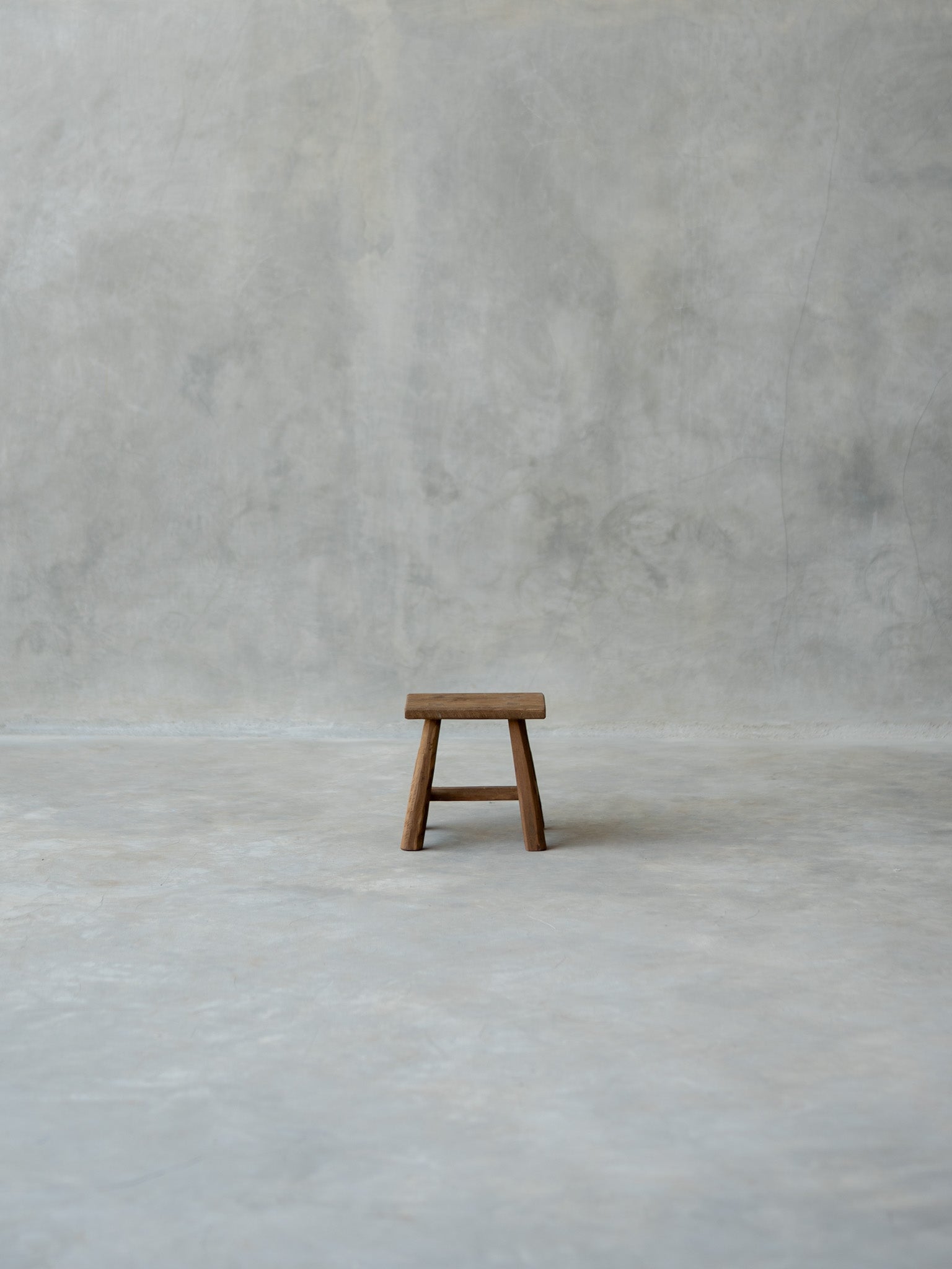 Linde Stool