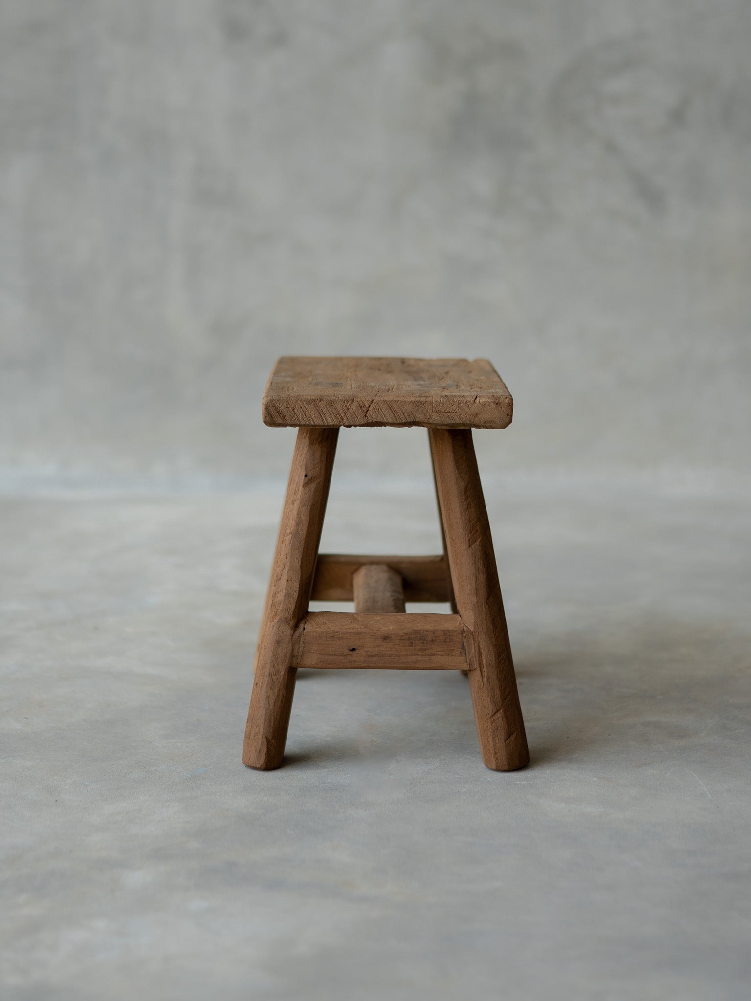 Linde Stool