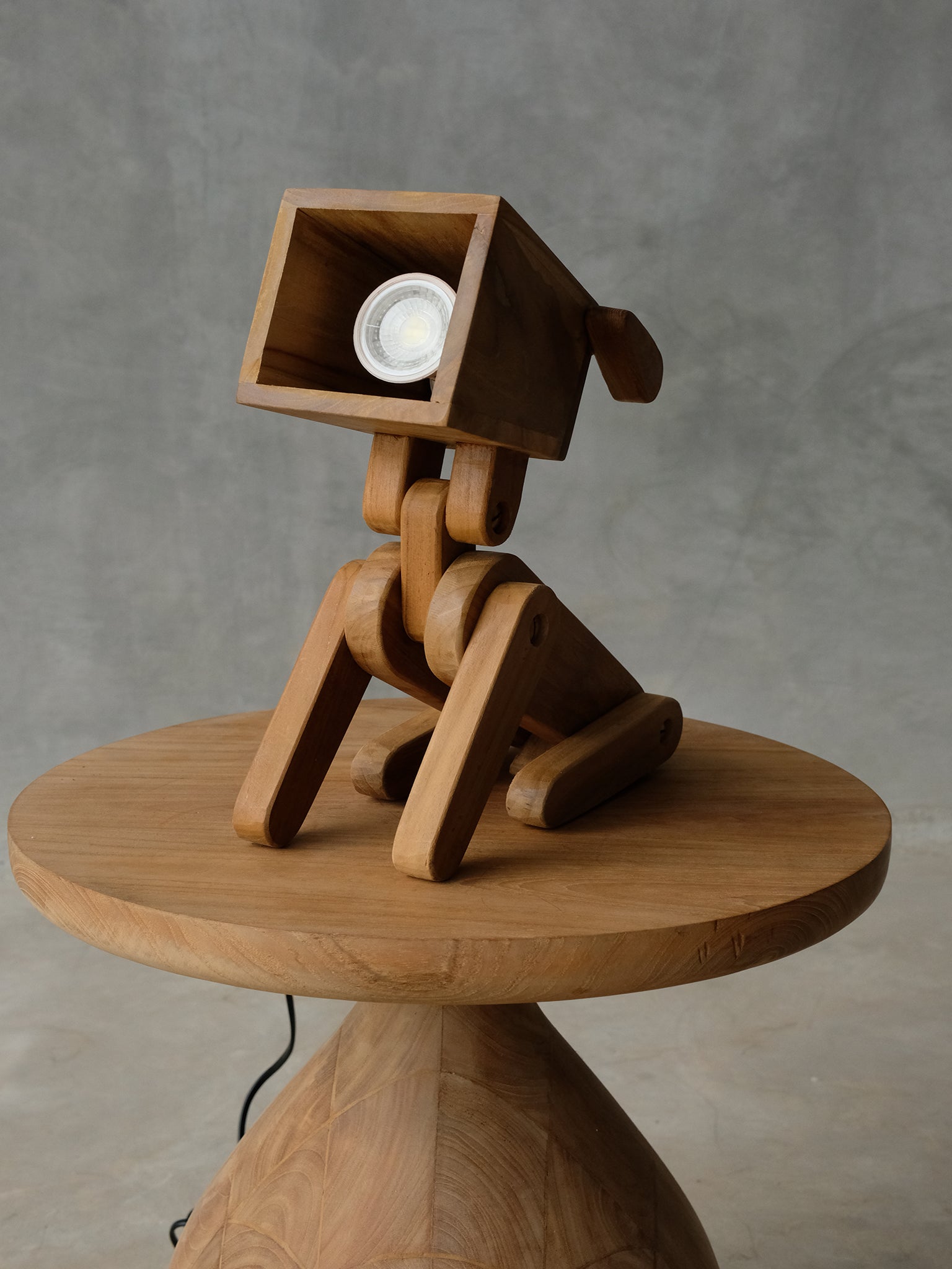 Mann Table Lamp