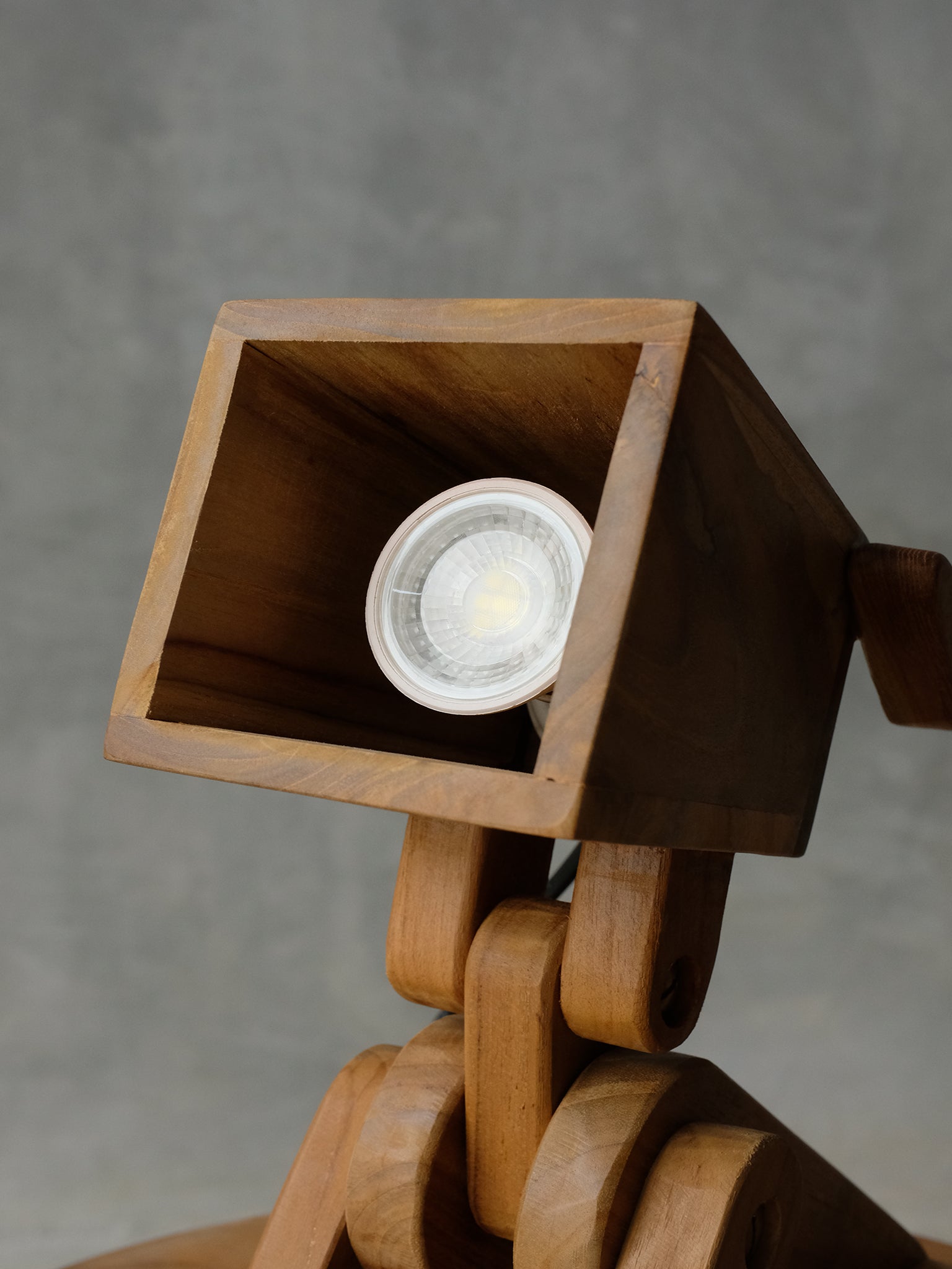 Mann Table Lamp
