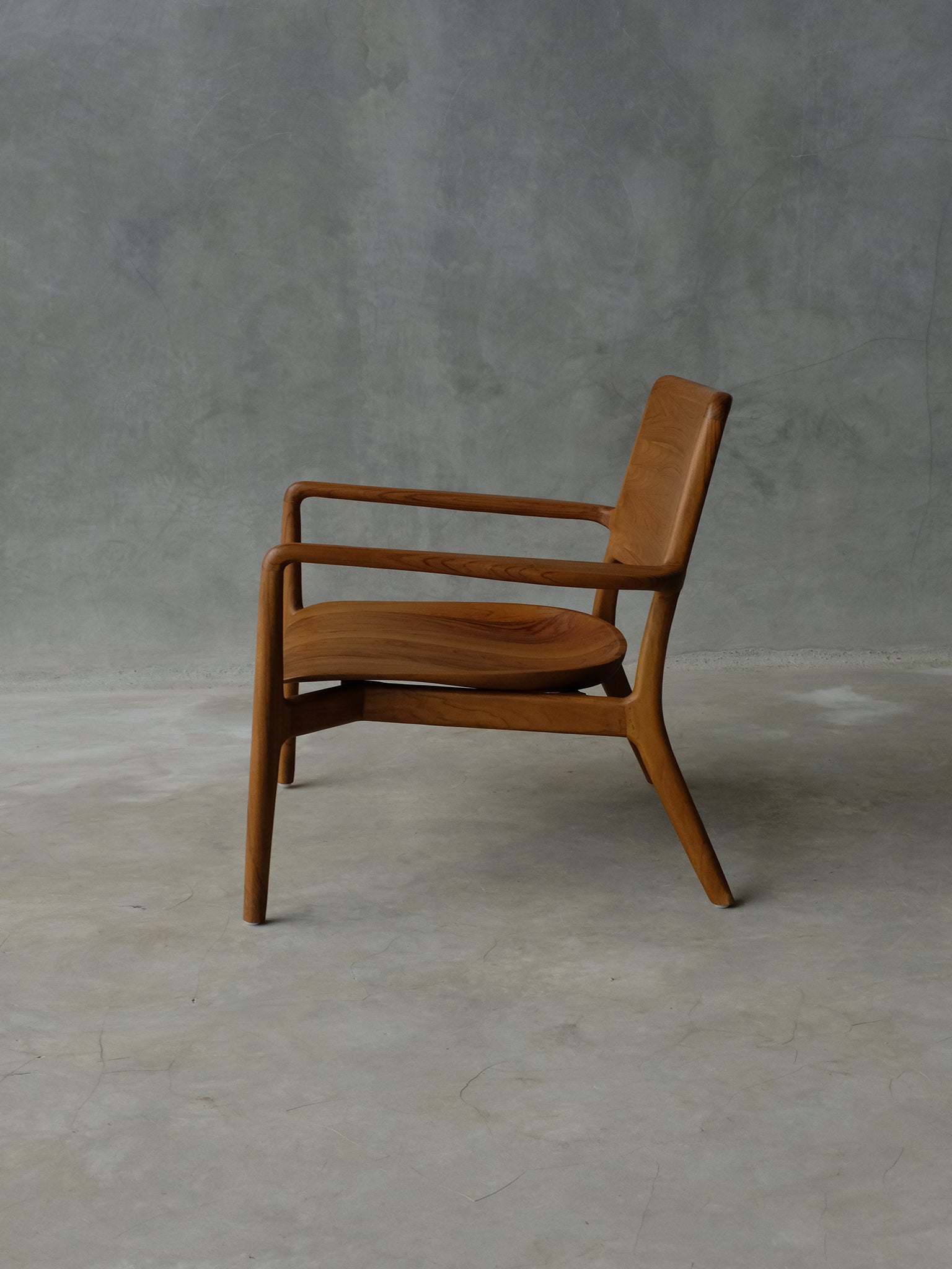 Megham Lounge Chair