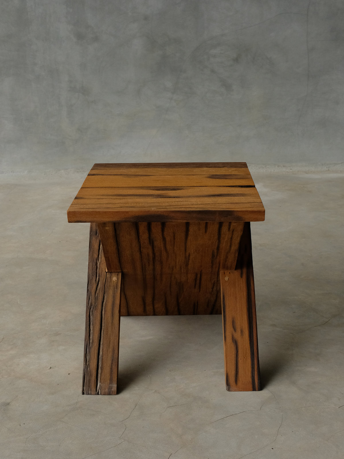 Pietra Stool