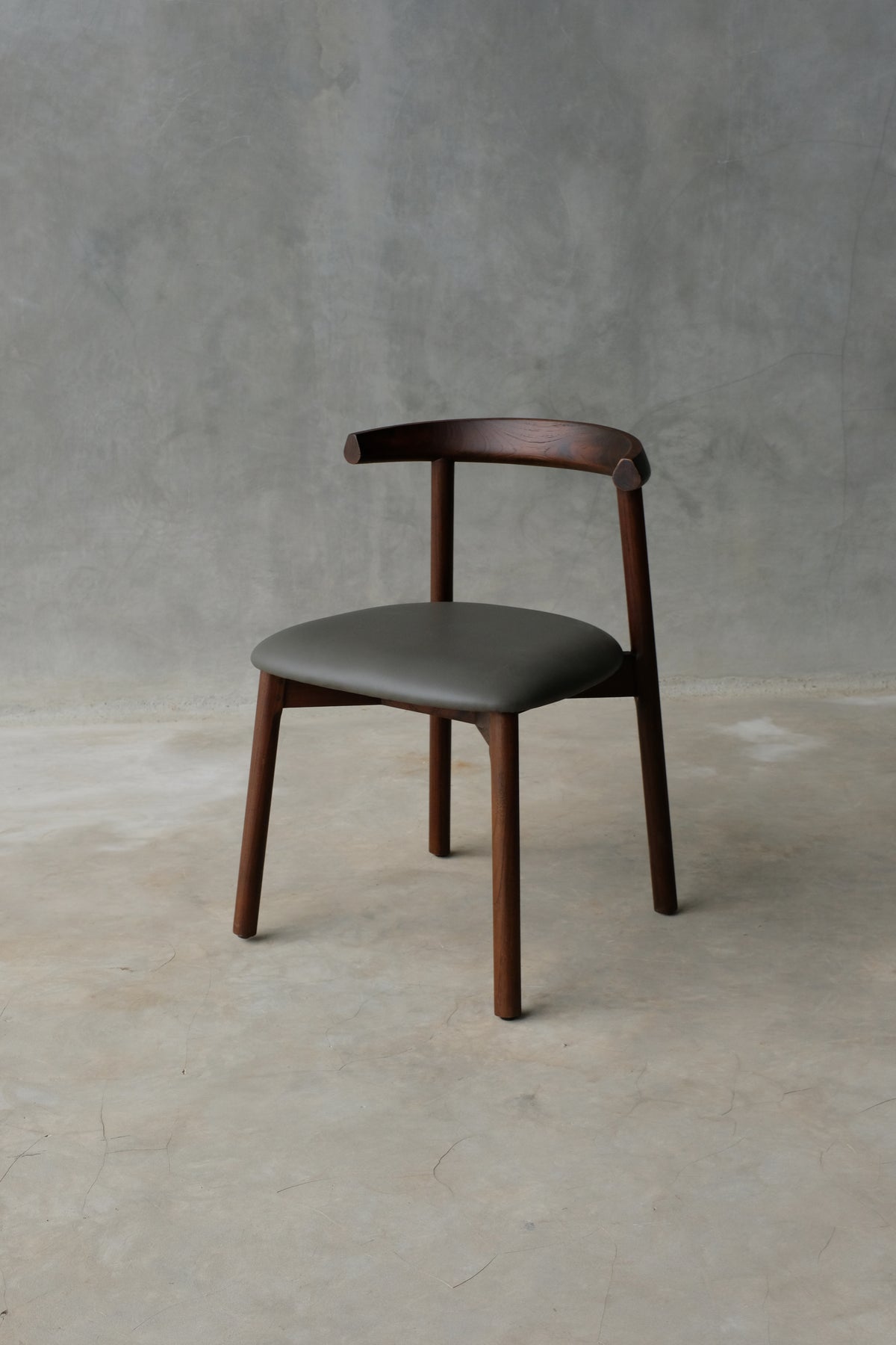 Rek Dining Chair