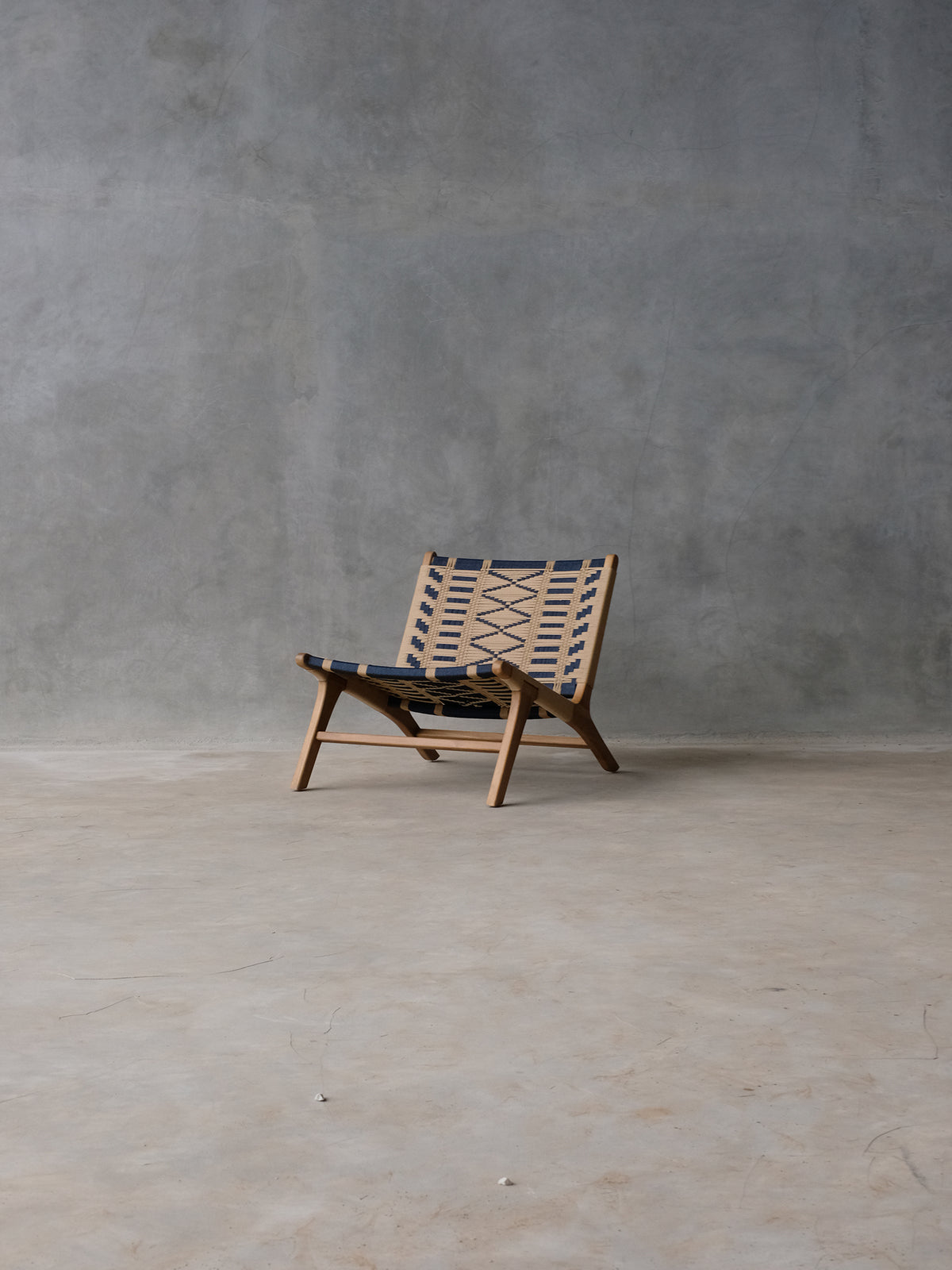 SOL Lounge Chair | Temple