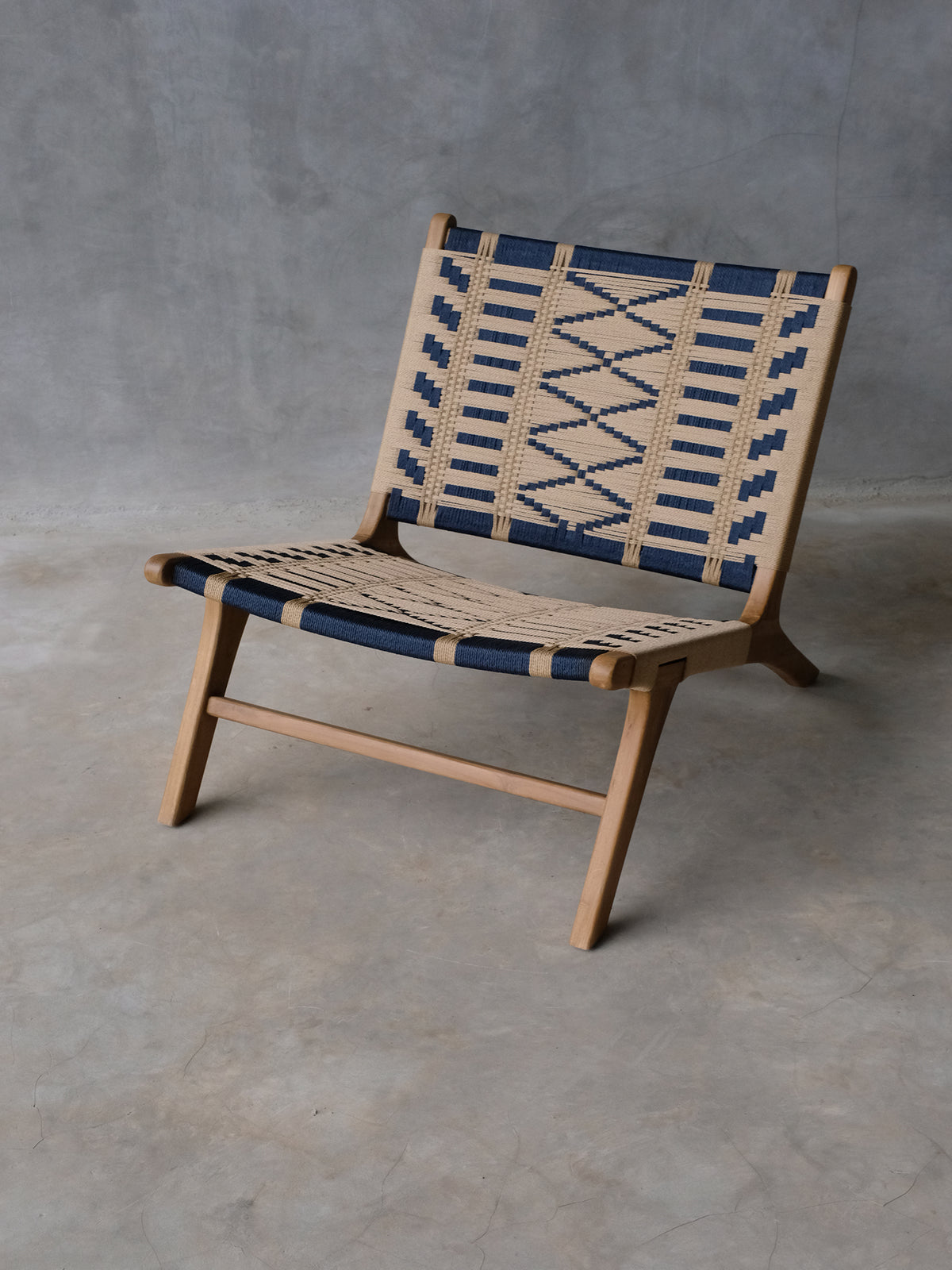 SOL Lounge Chair | Temple
