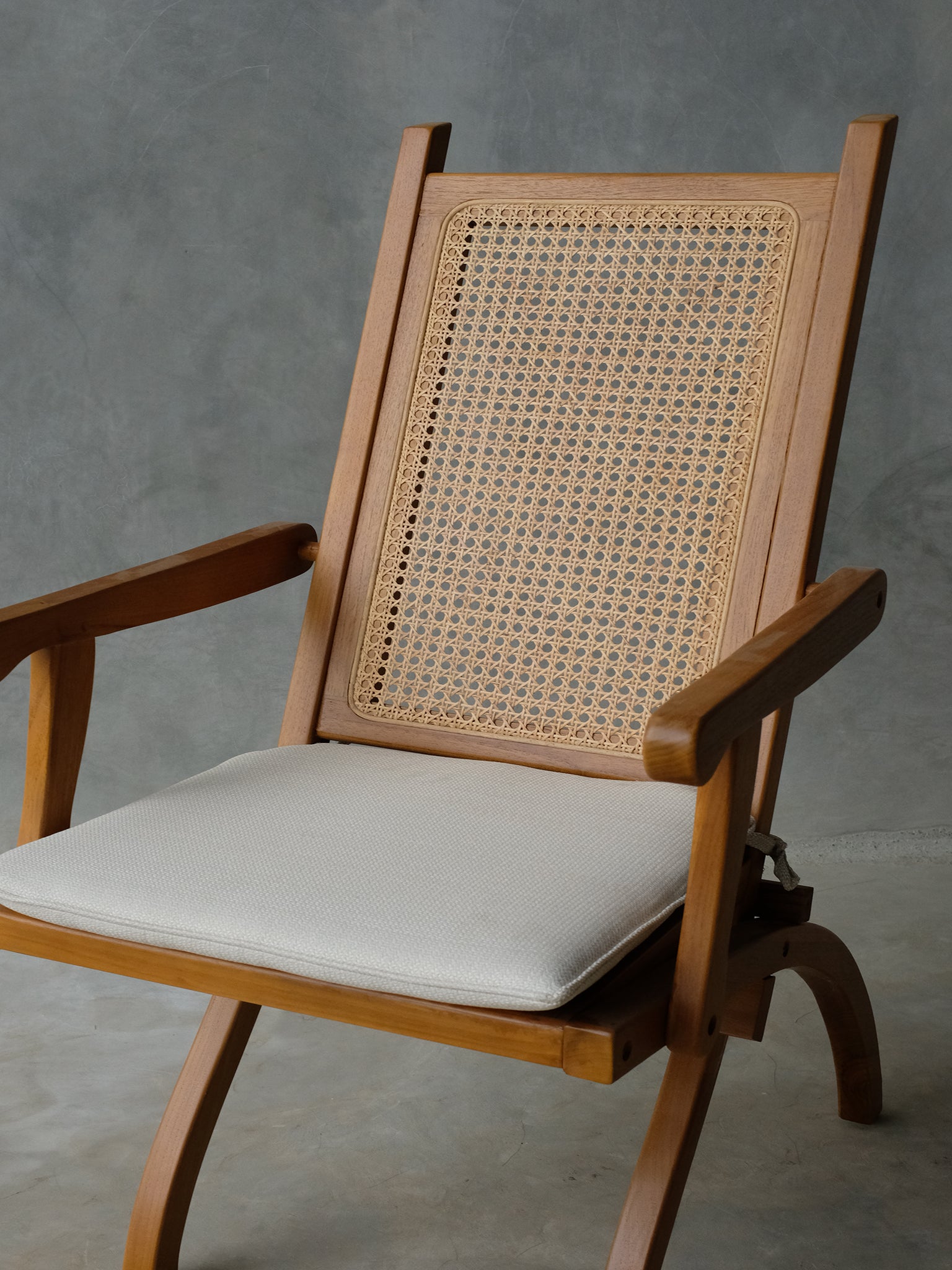 Sthir Accent Chair