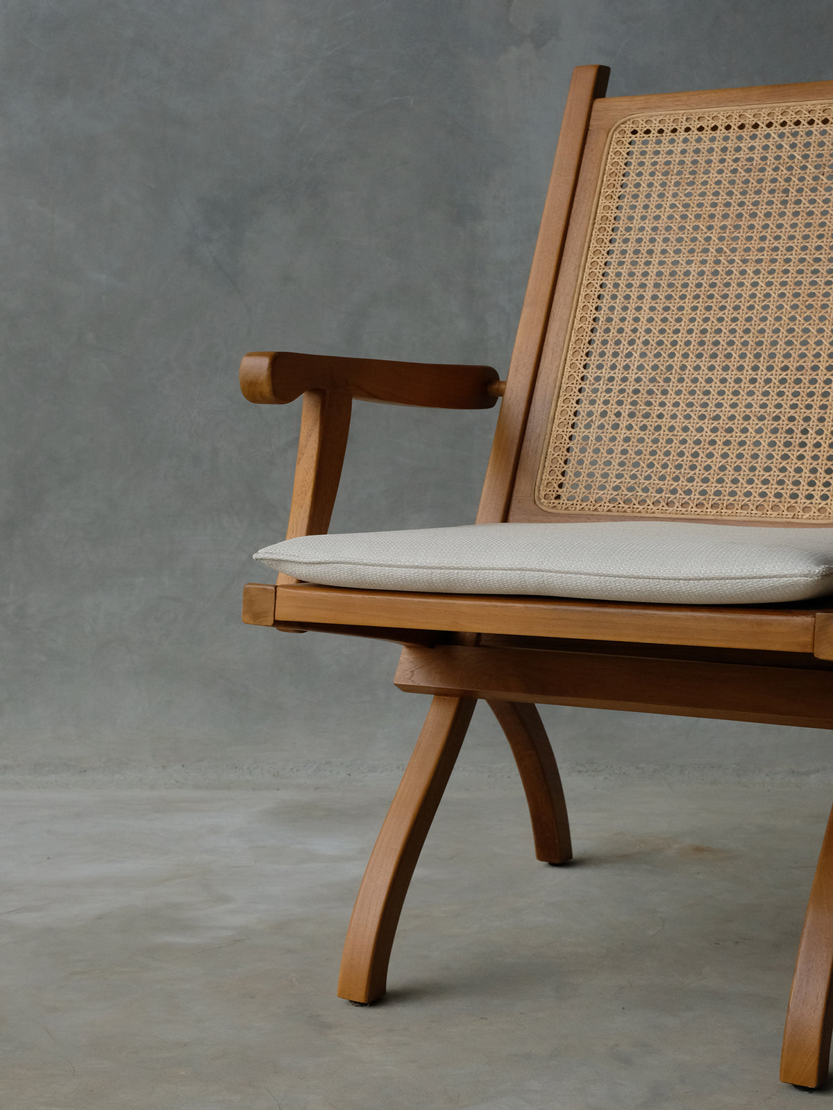 Sthir Accent Chair