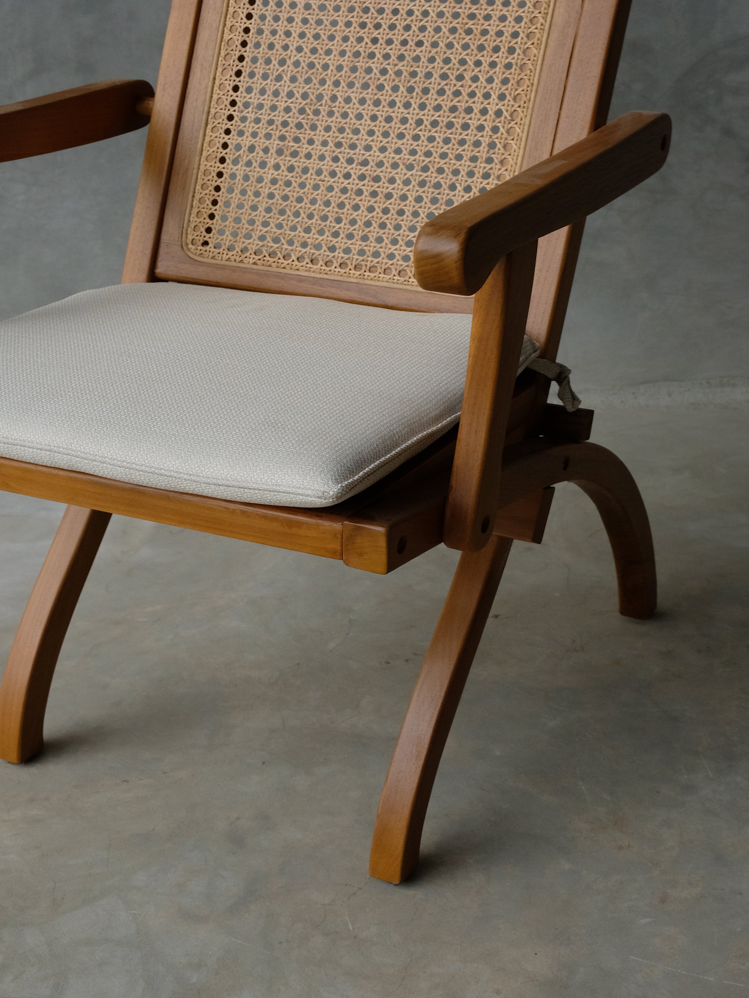 Sthir Accent Chair