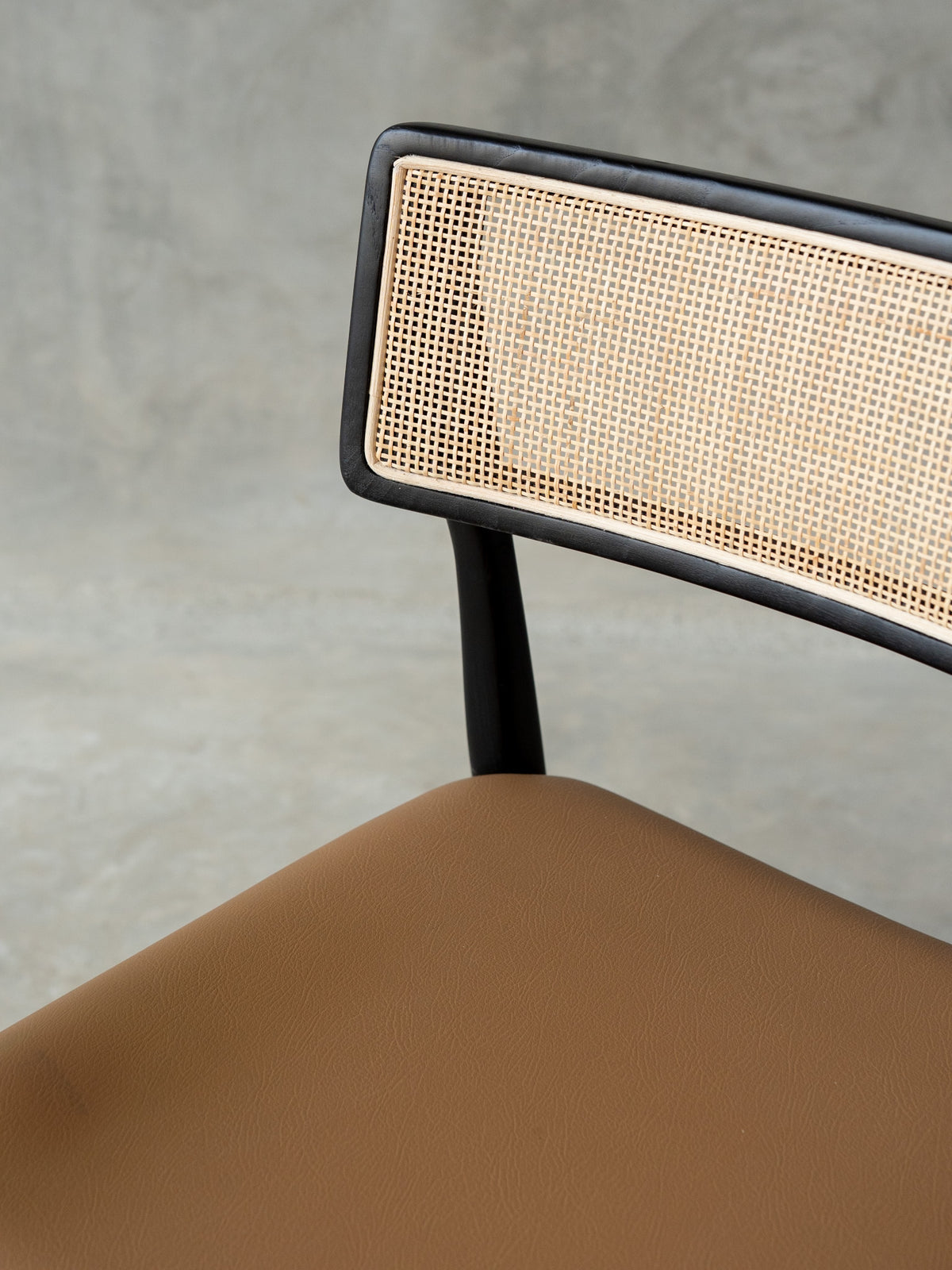 Tavi Dining Chair