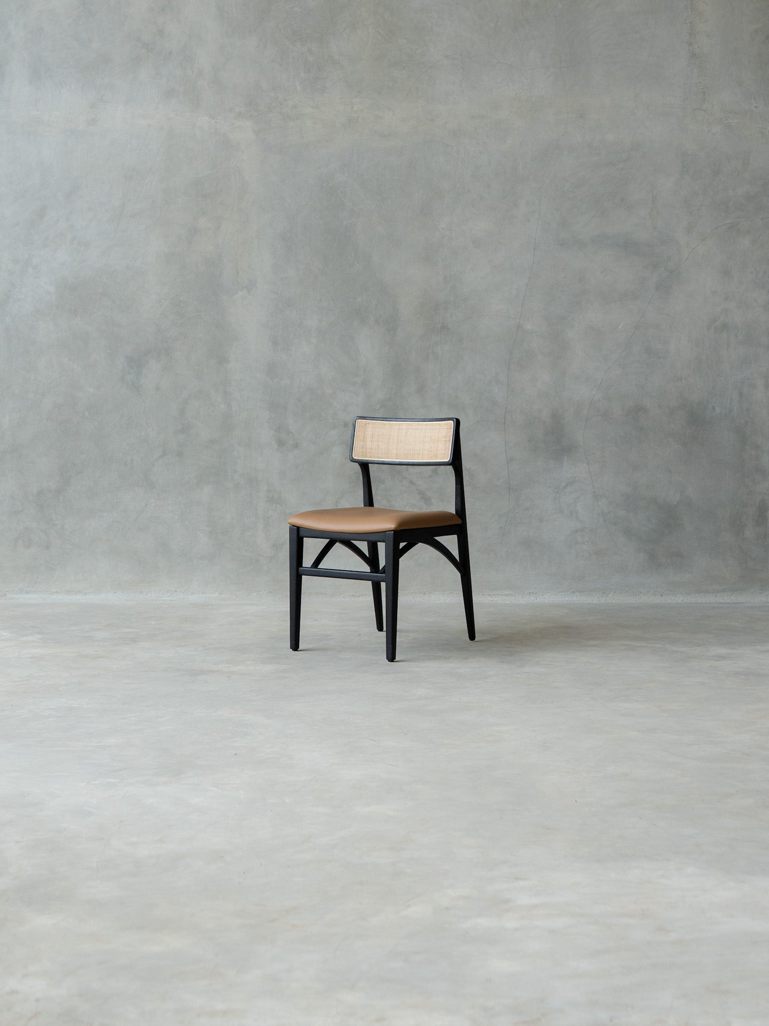 Tavi Dining Chair