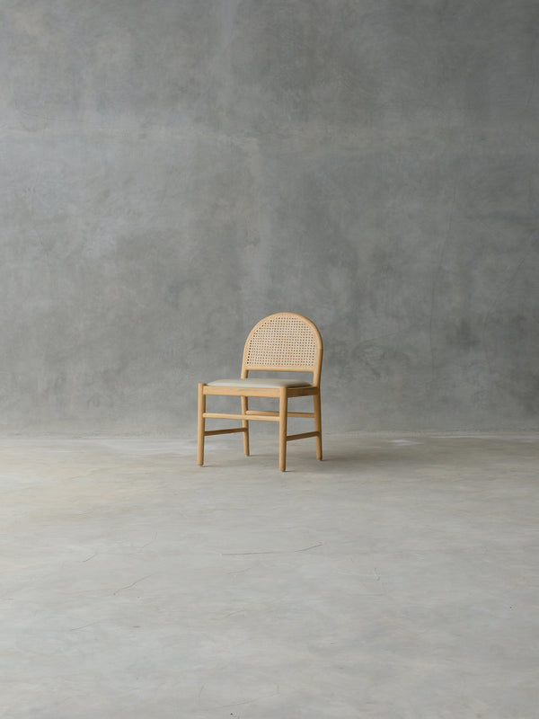 Tharai Dining Chair