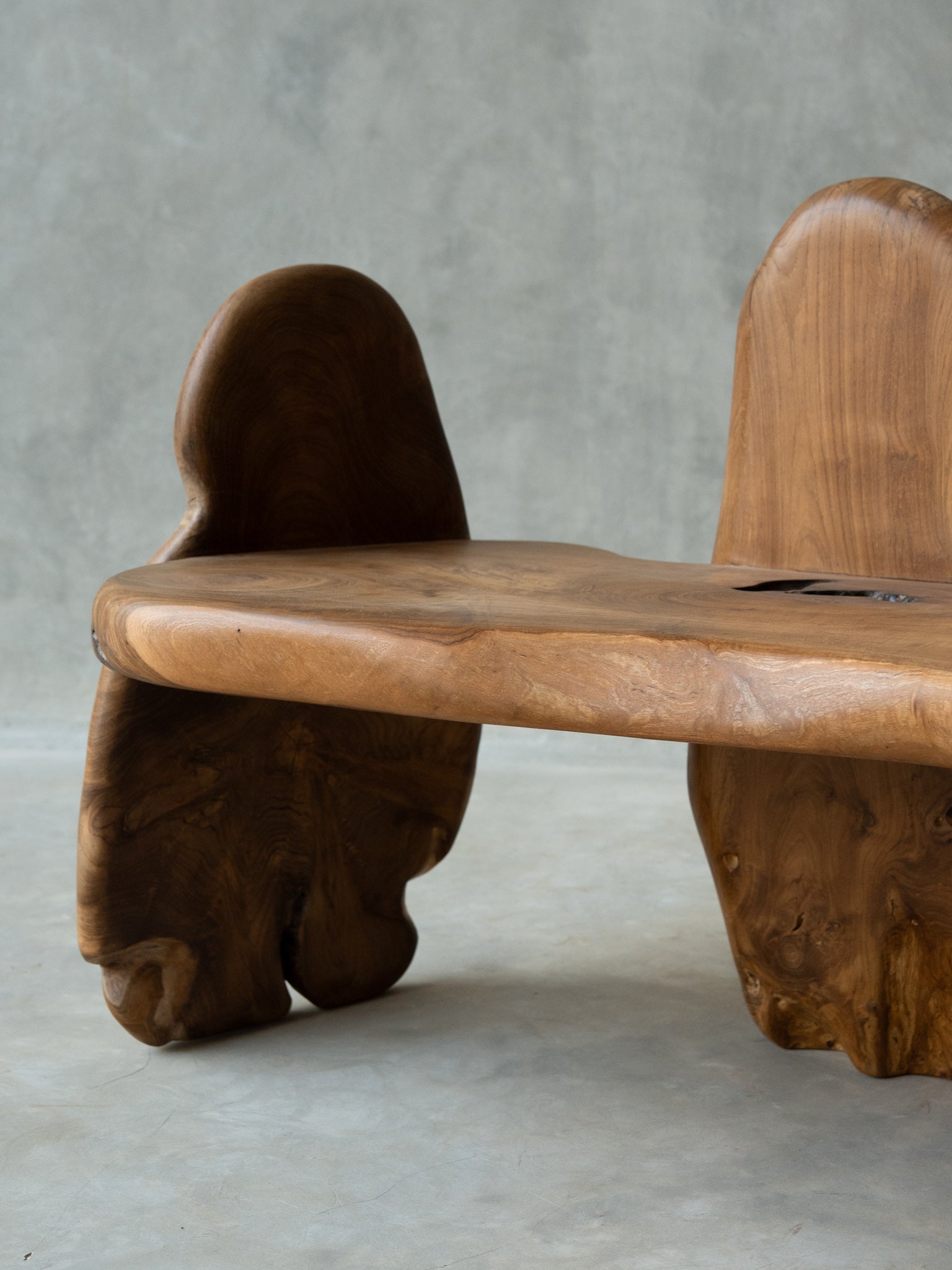 Dual Throne Bench