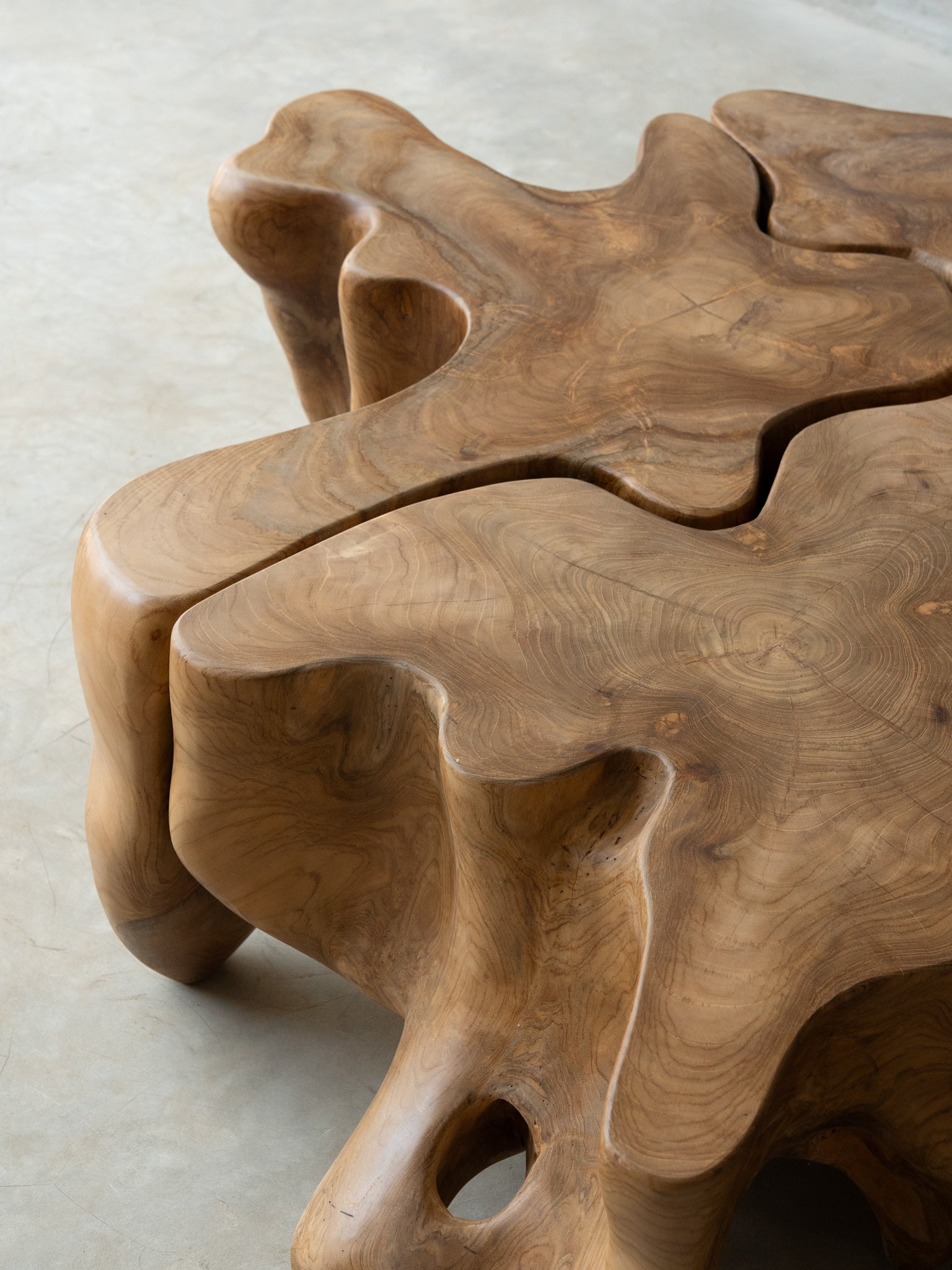 The Puzzle Table