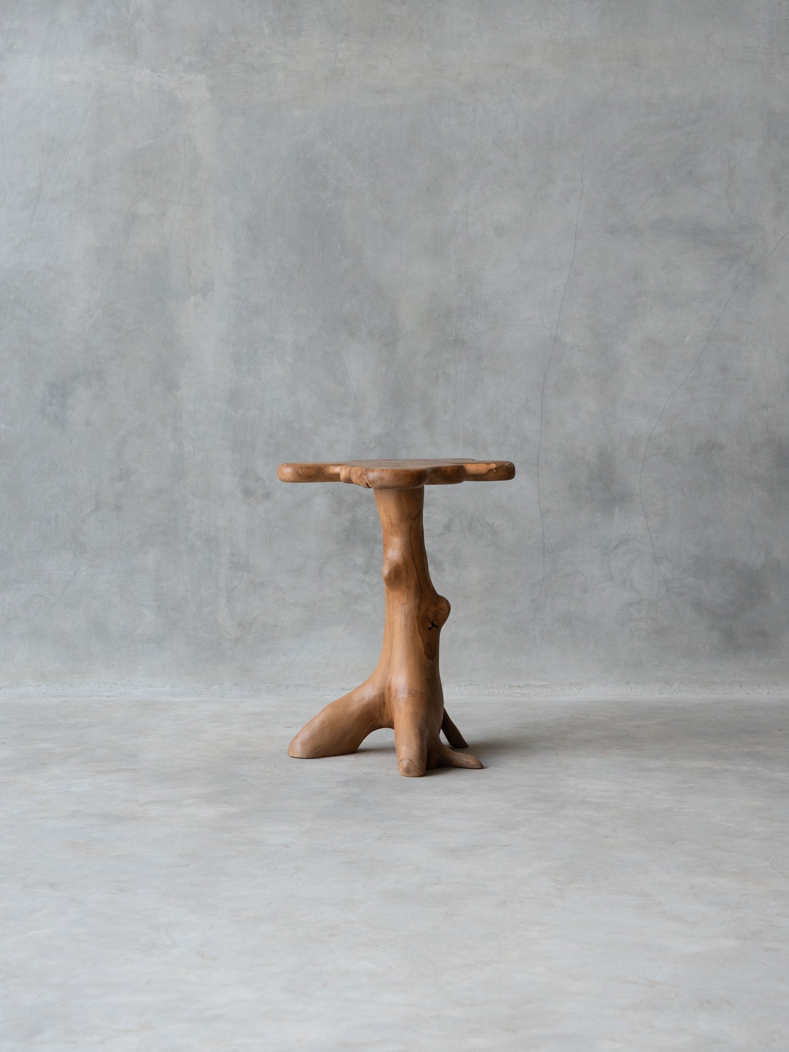 The Tree Table M