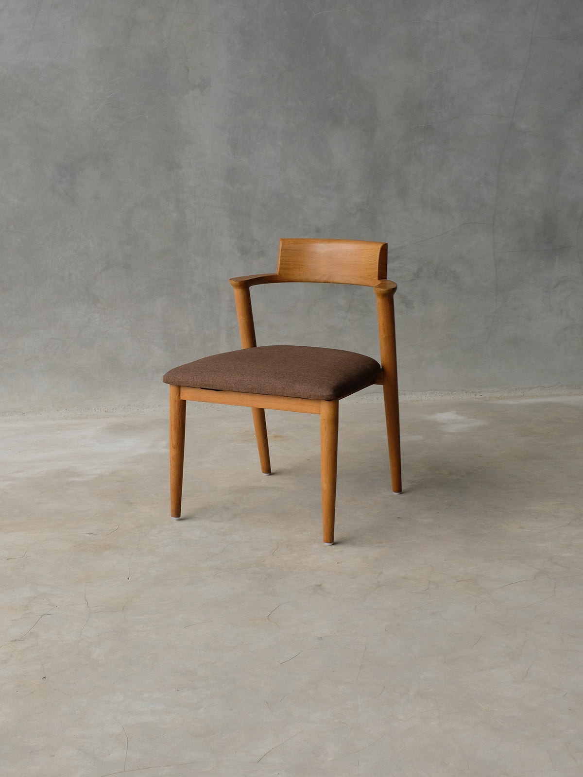 Urudhi Dining Chair