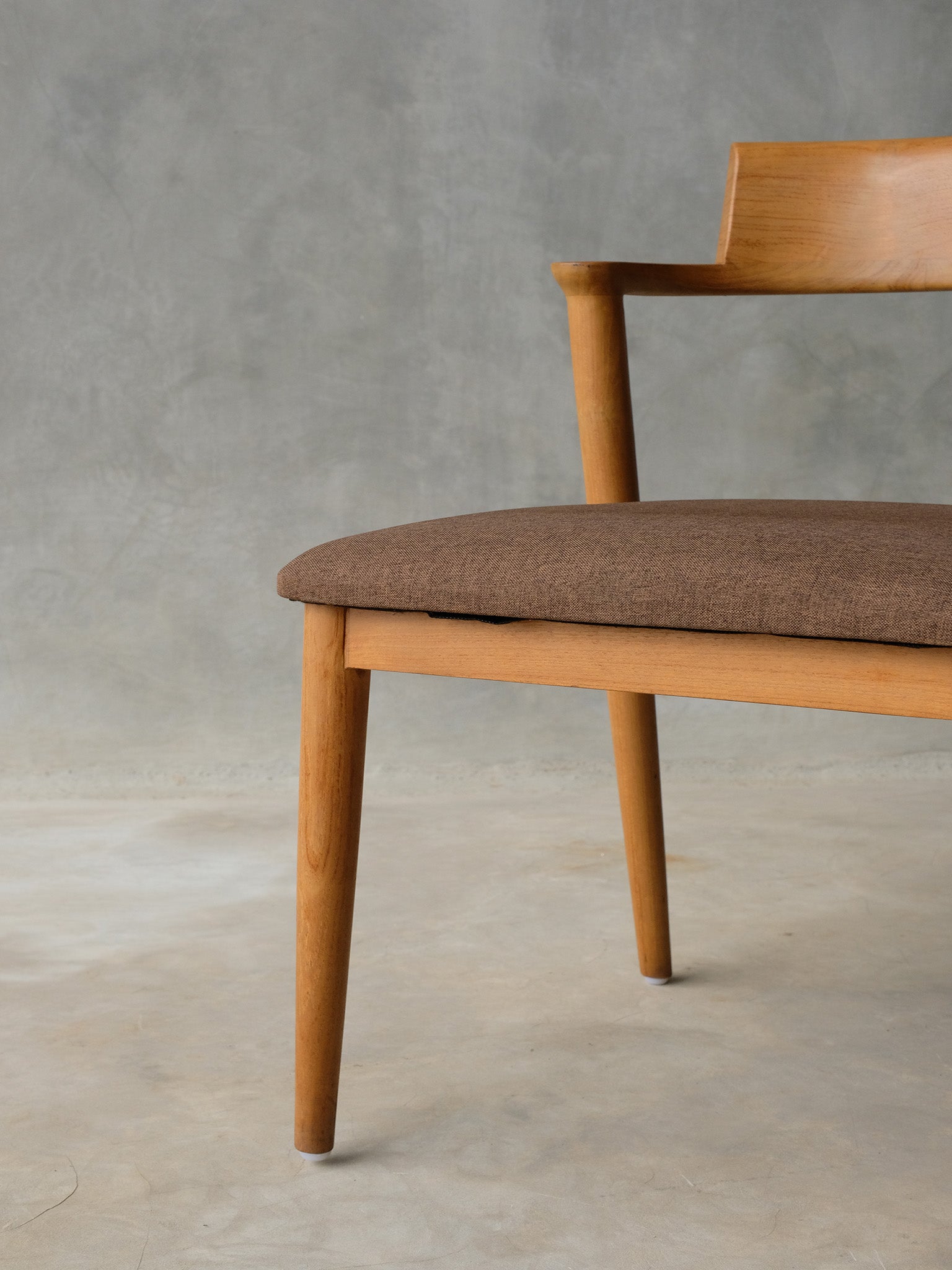 Urudhi Dining Chair