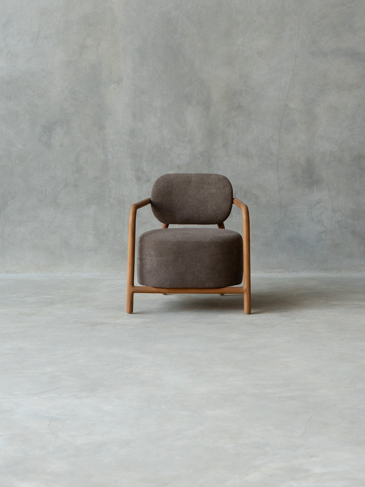 Vattam Accent Chair