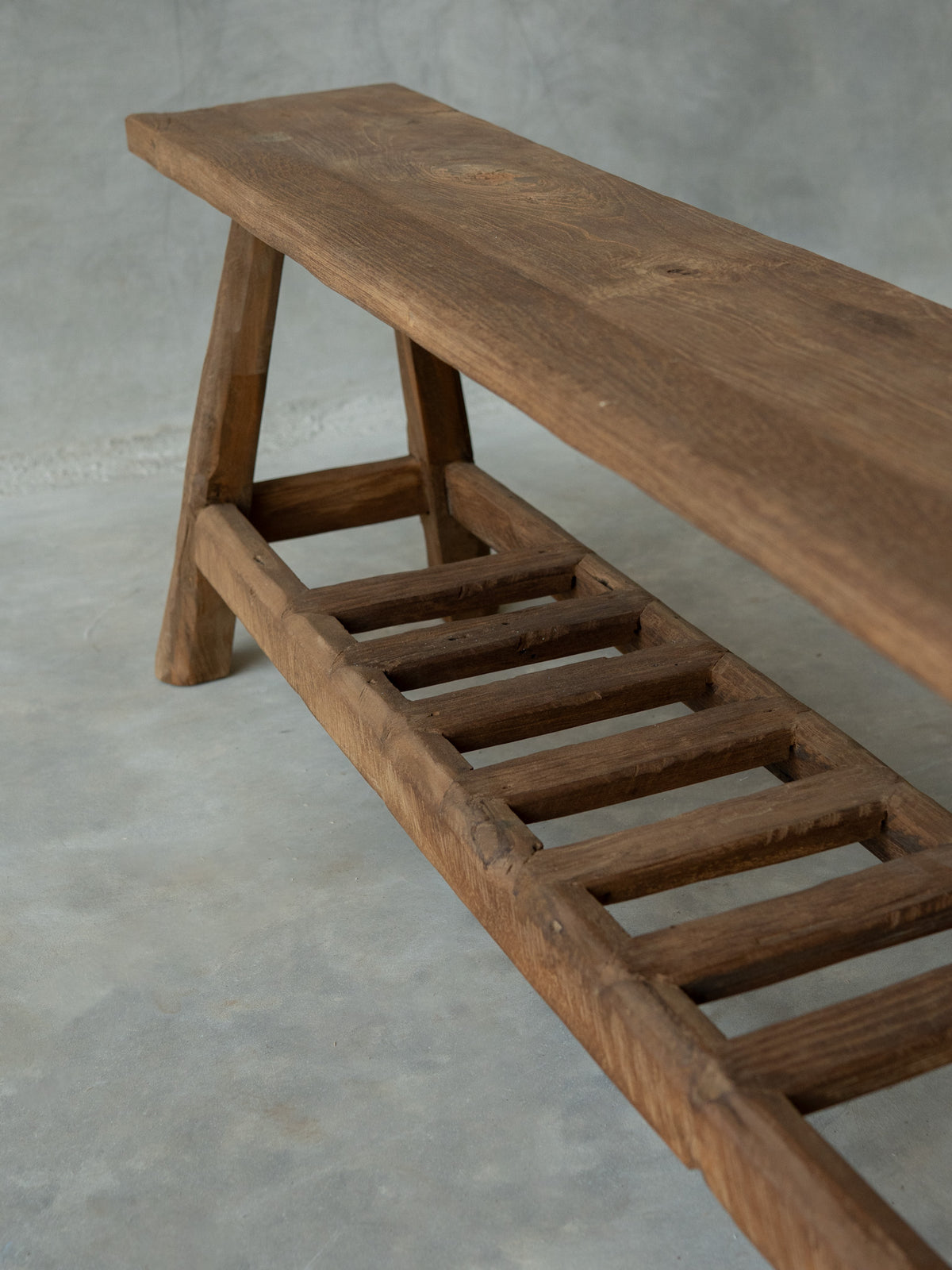 Vecchio Bench