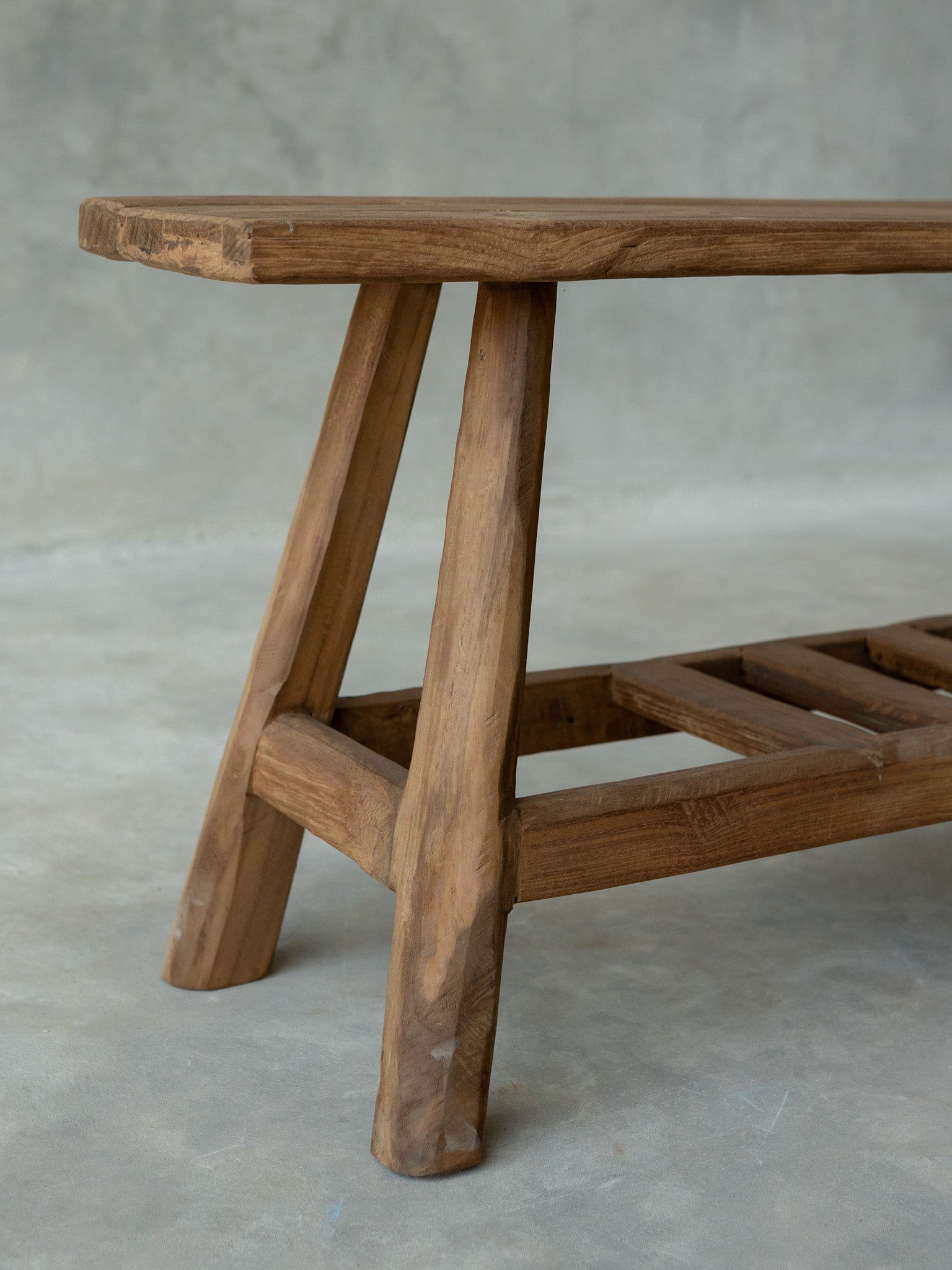 Vecchio Bench