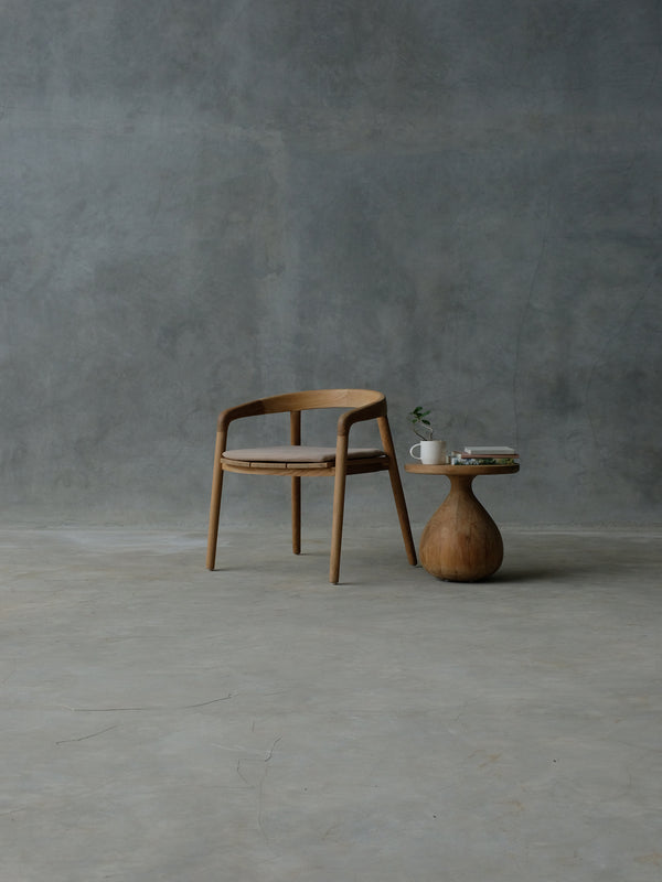 Veedu Dining Chair
